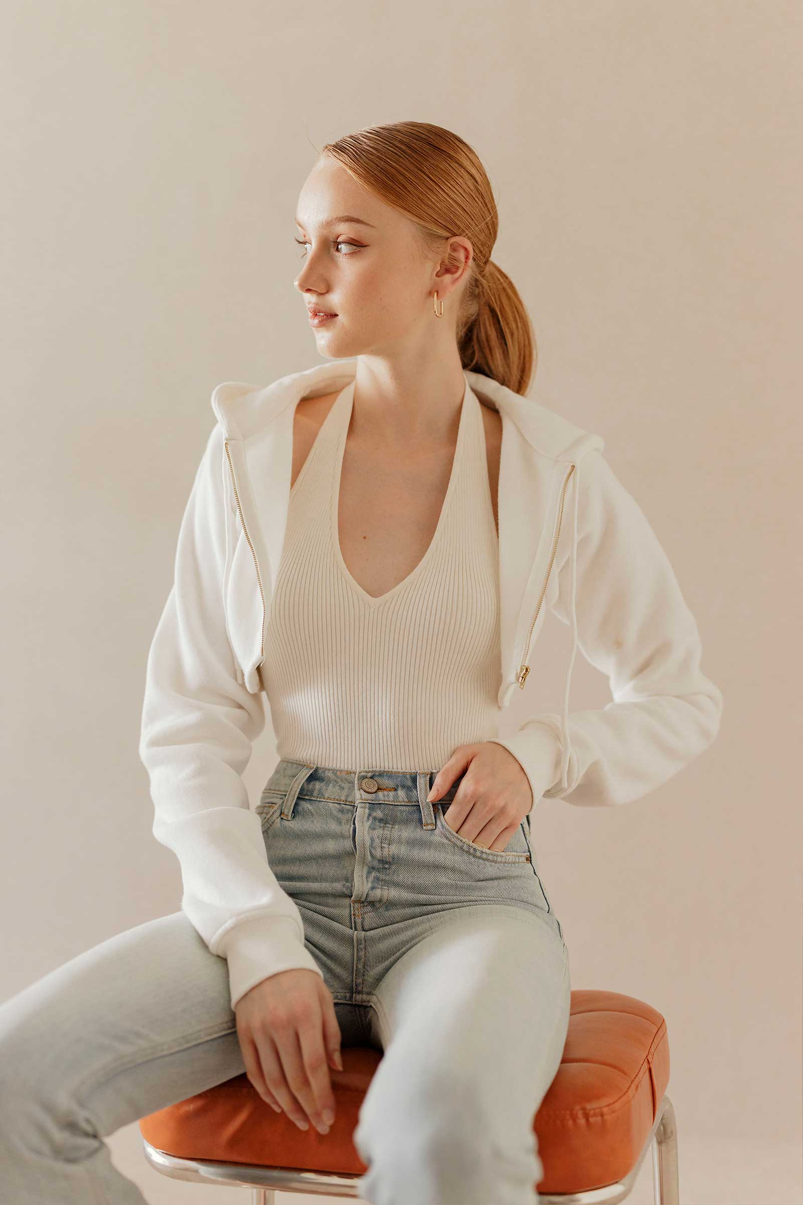 Doliovuy Cropped Jacket (White)