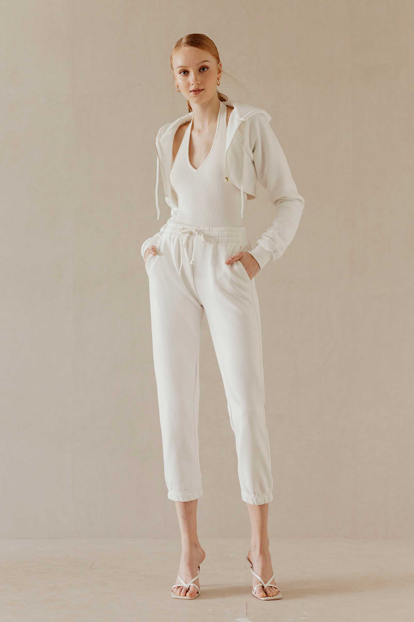 Doliovuy Cropped Jacket (White)