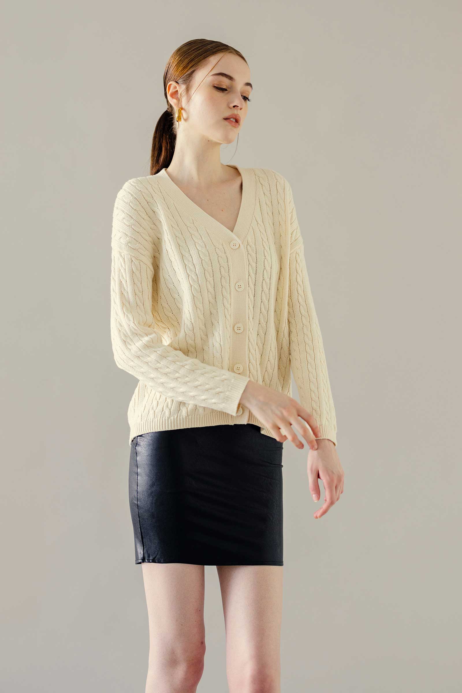 Dhele Cardi (Cream)