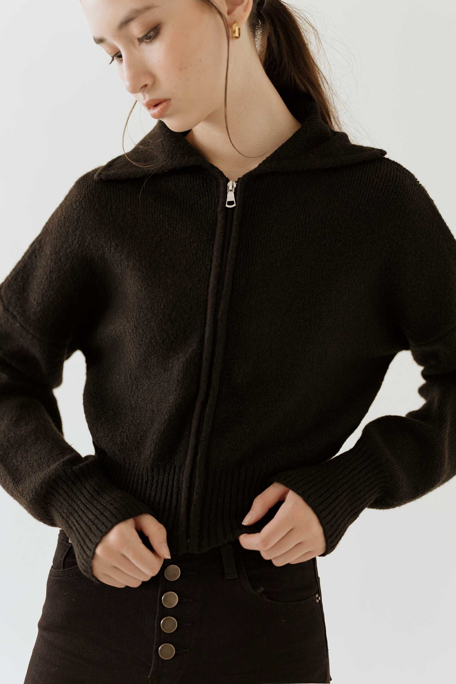 Damielo Sweater (Black)