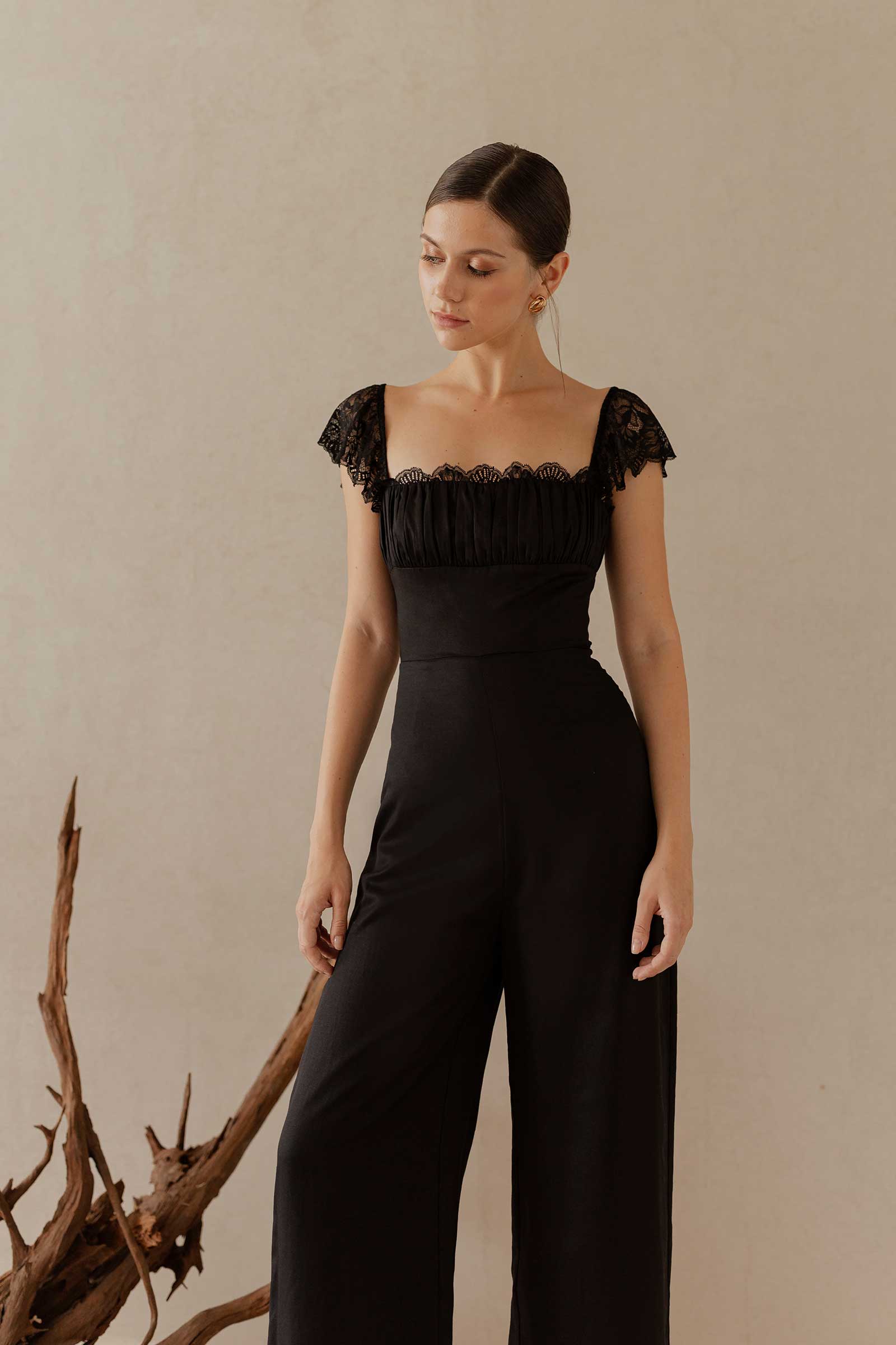 Daverlia Jumpsuit (Black)