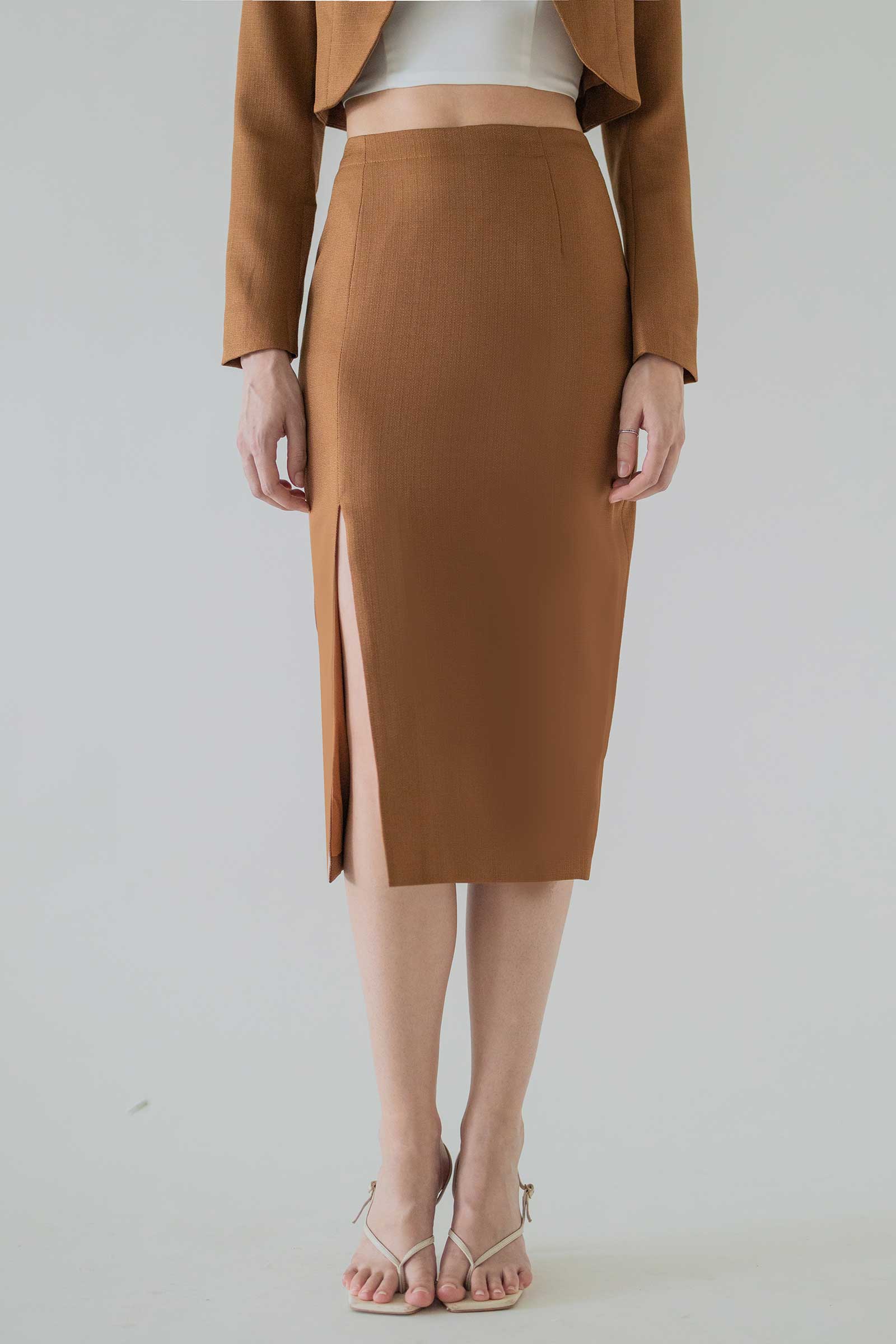 Poised Skirt (Brown)