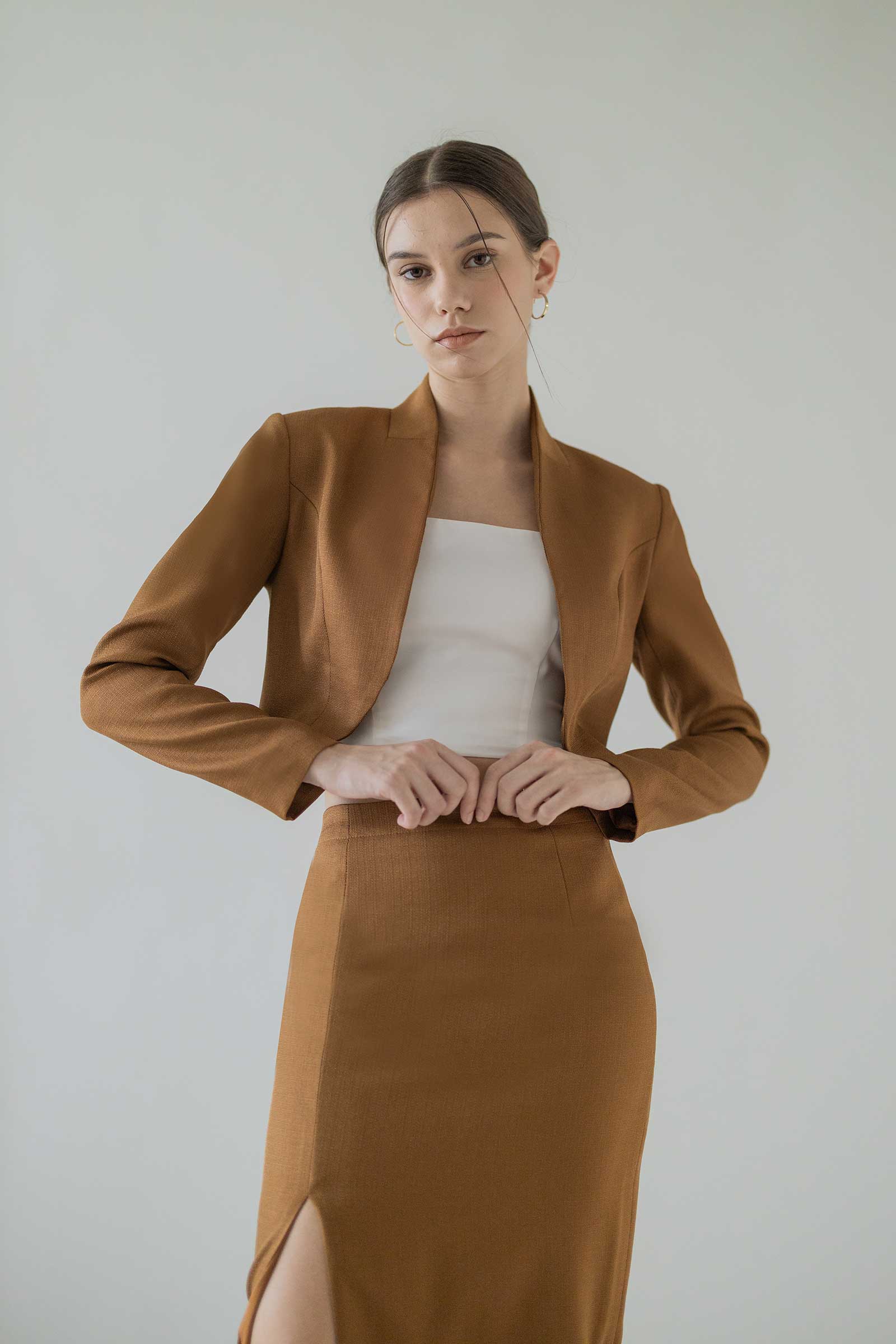 Poised Cropped Jacket (Brown)