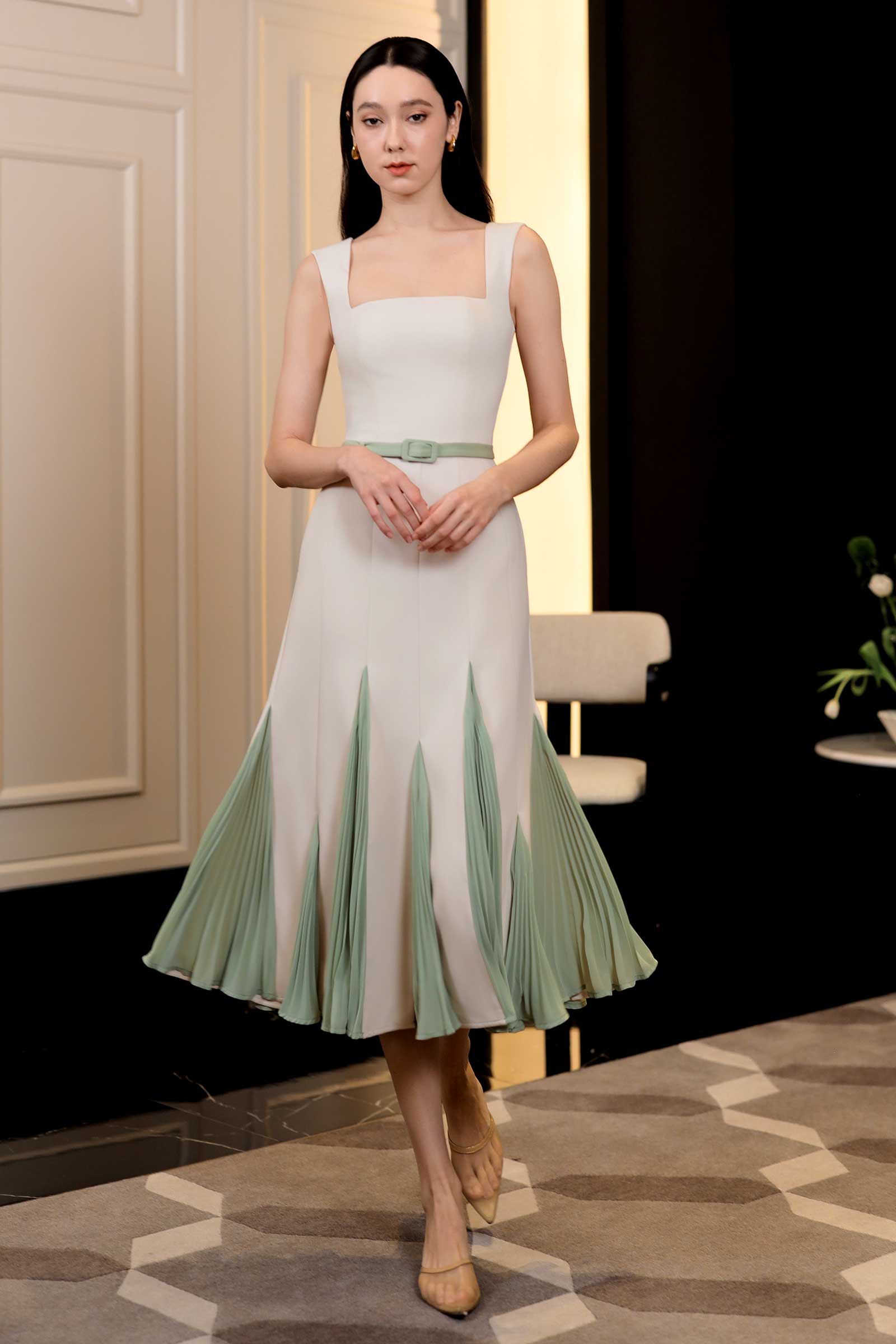 Davenne Dress (Ivory)