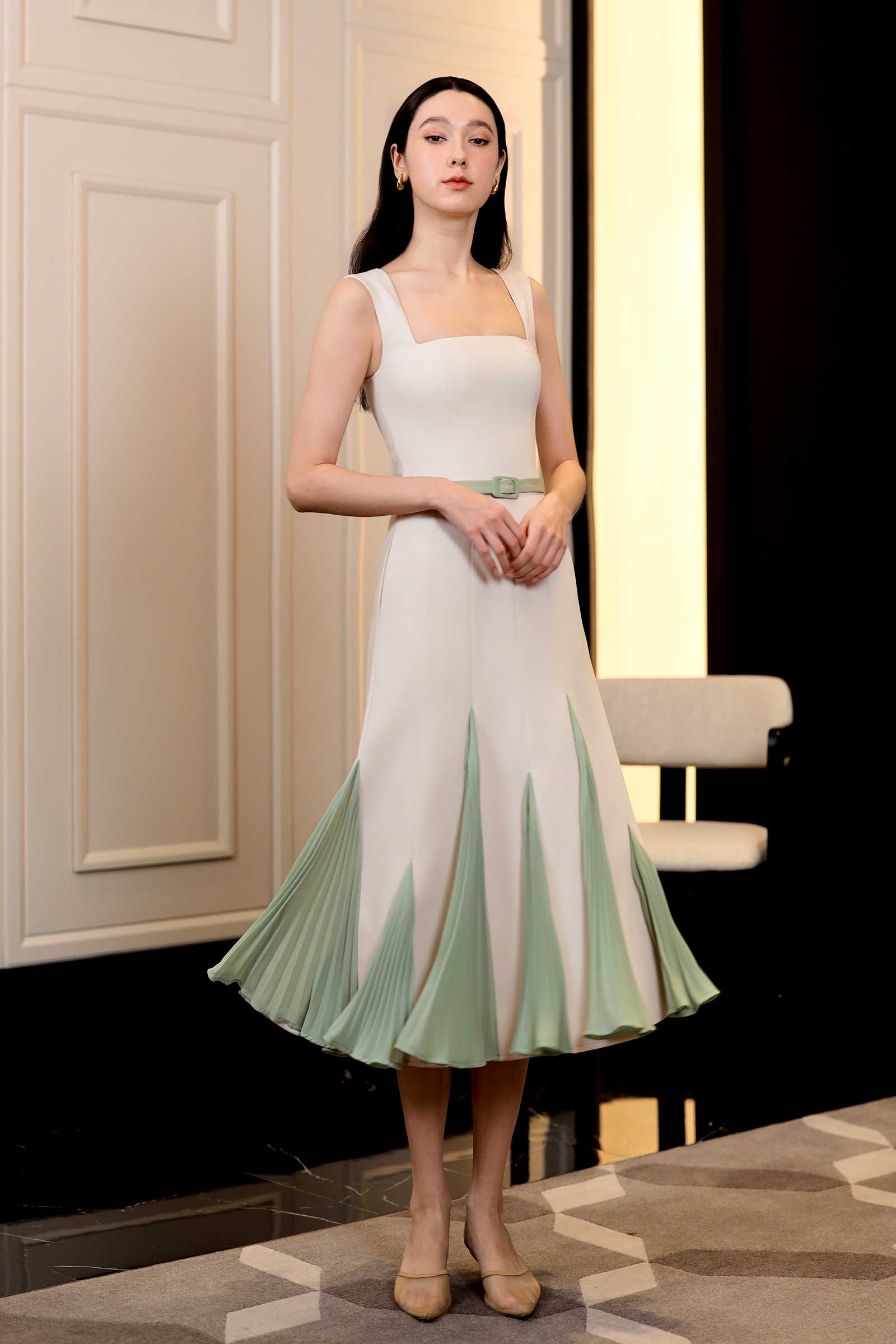 Davenne Dress (Ivory)