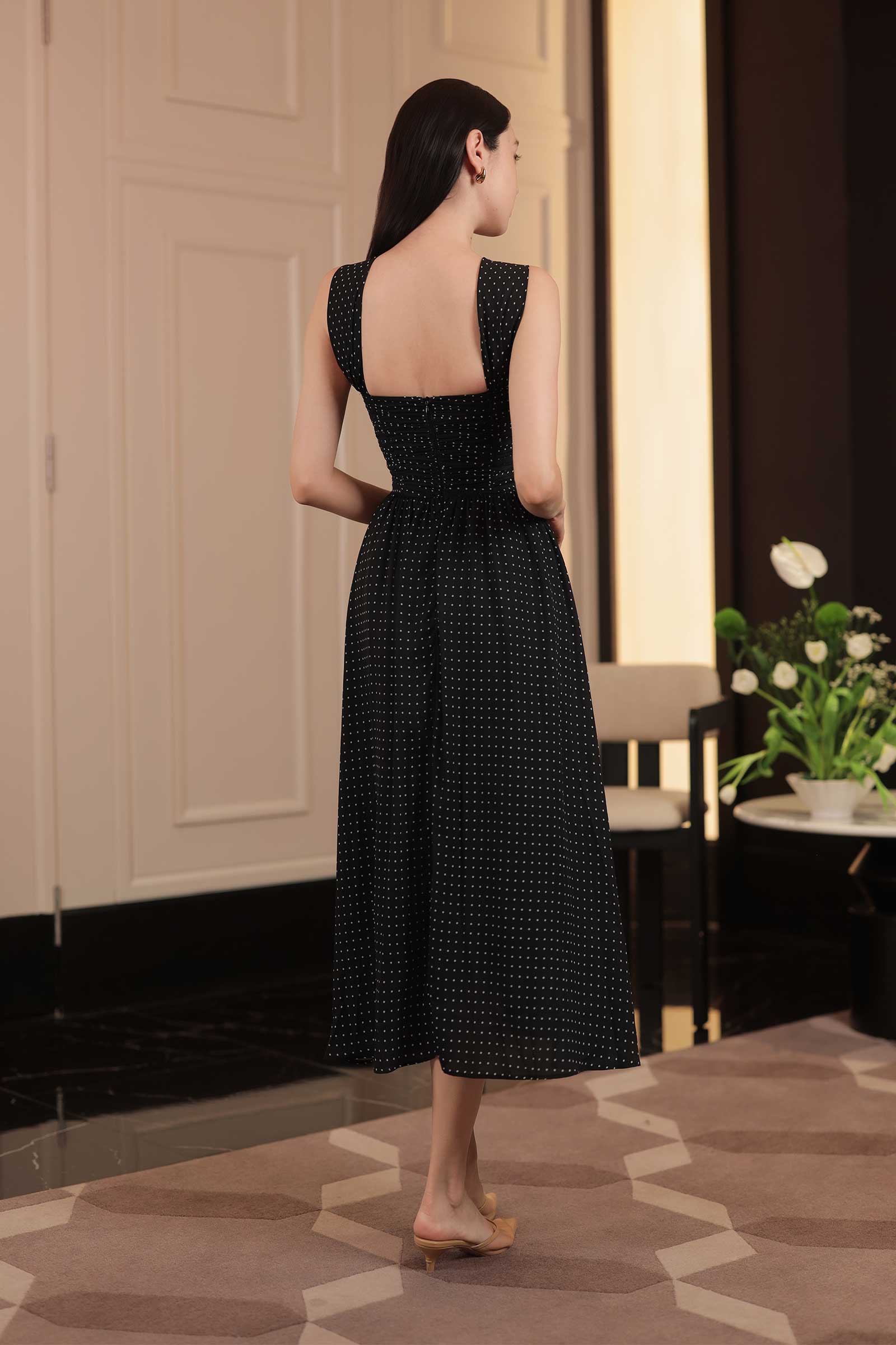 Darella Padded Dress (Black)