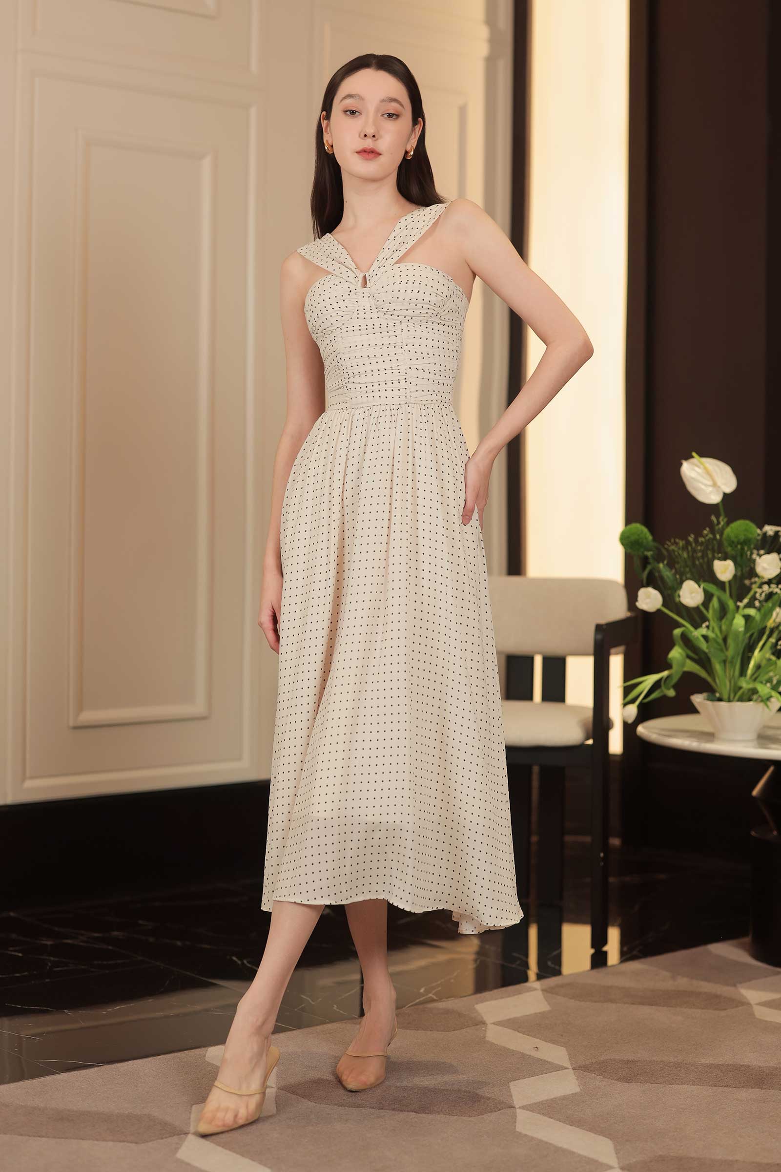 Darella Padded Dress (Cream)
