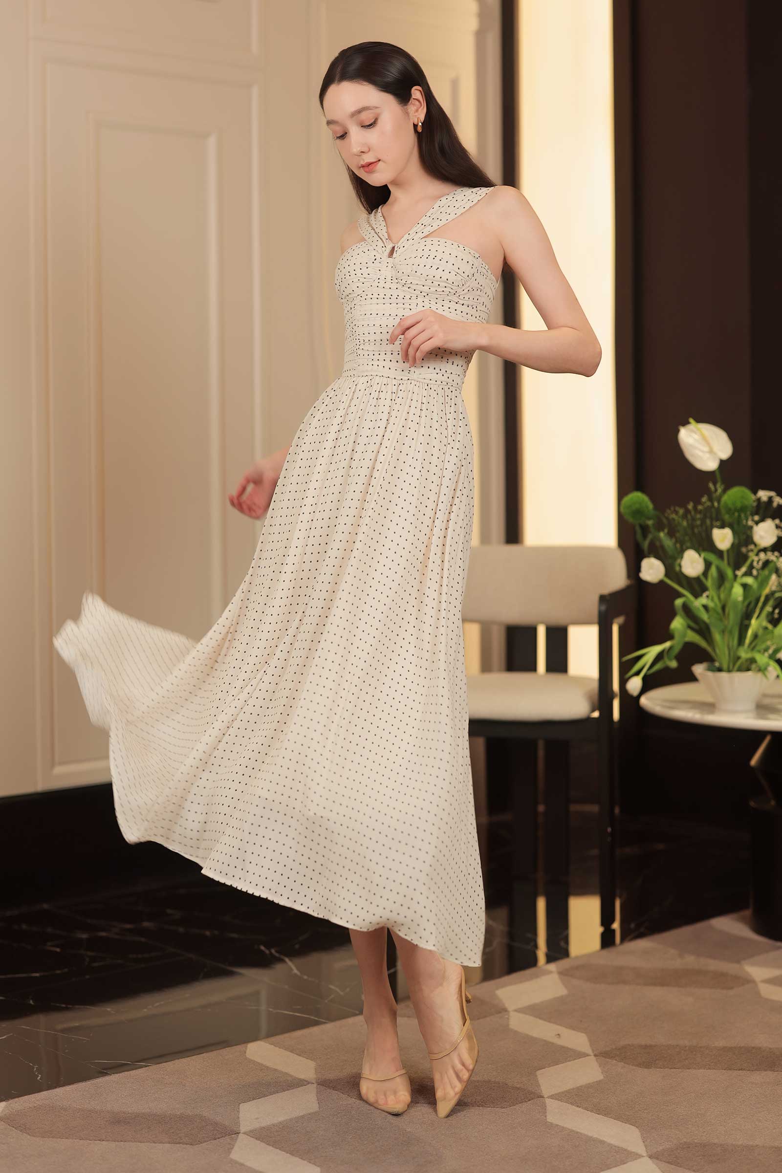 Darella Padded Dress (Cream)