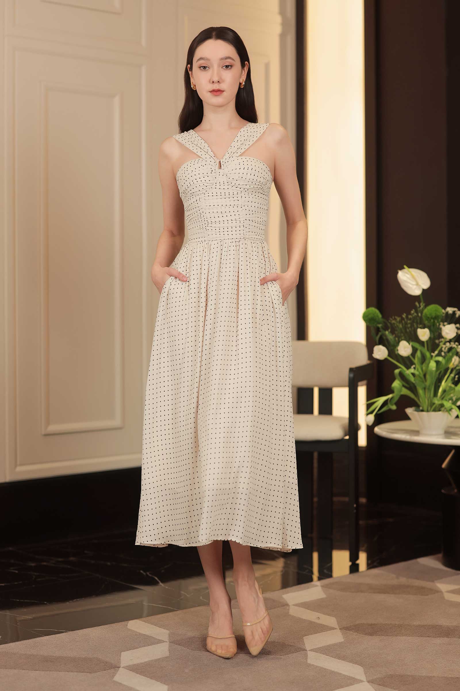 Darella Padded Dress (Cream)