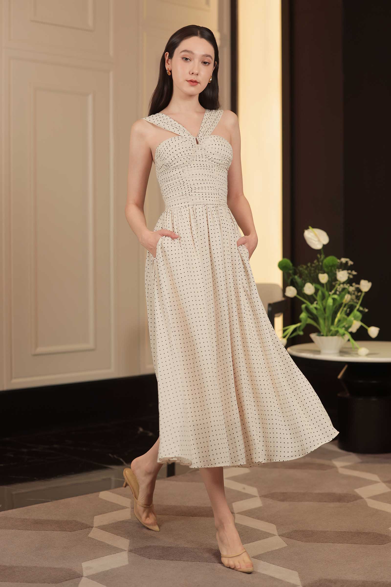 Darella Padded Dress (Cream)