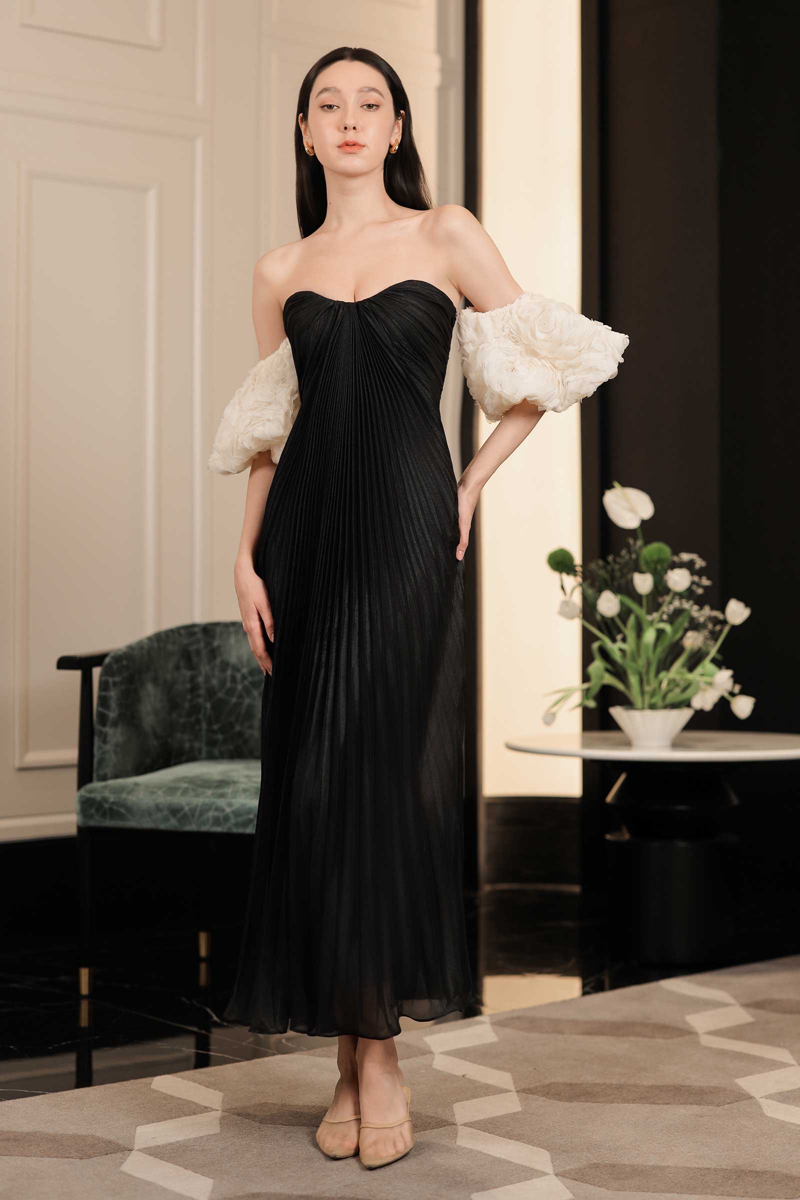 Dorelia Convertible Padded Dress (Black)