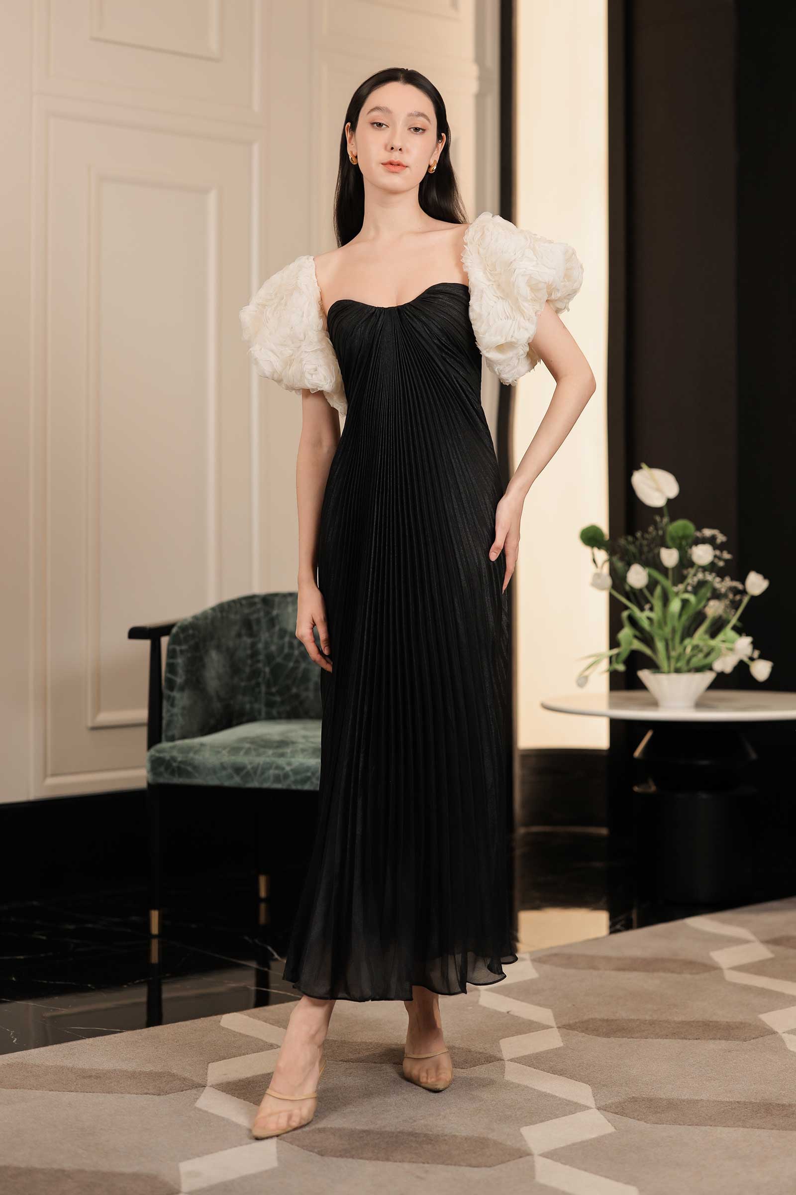 Dorelia Convertible Padded Dress (Black)