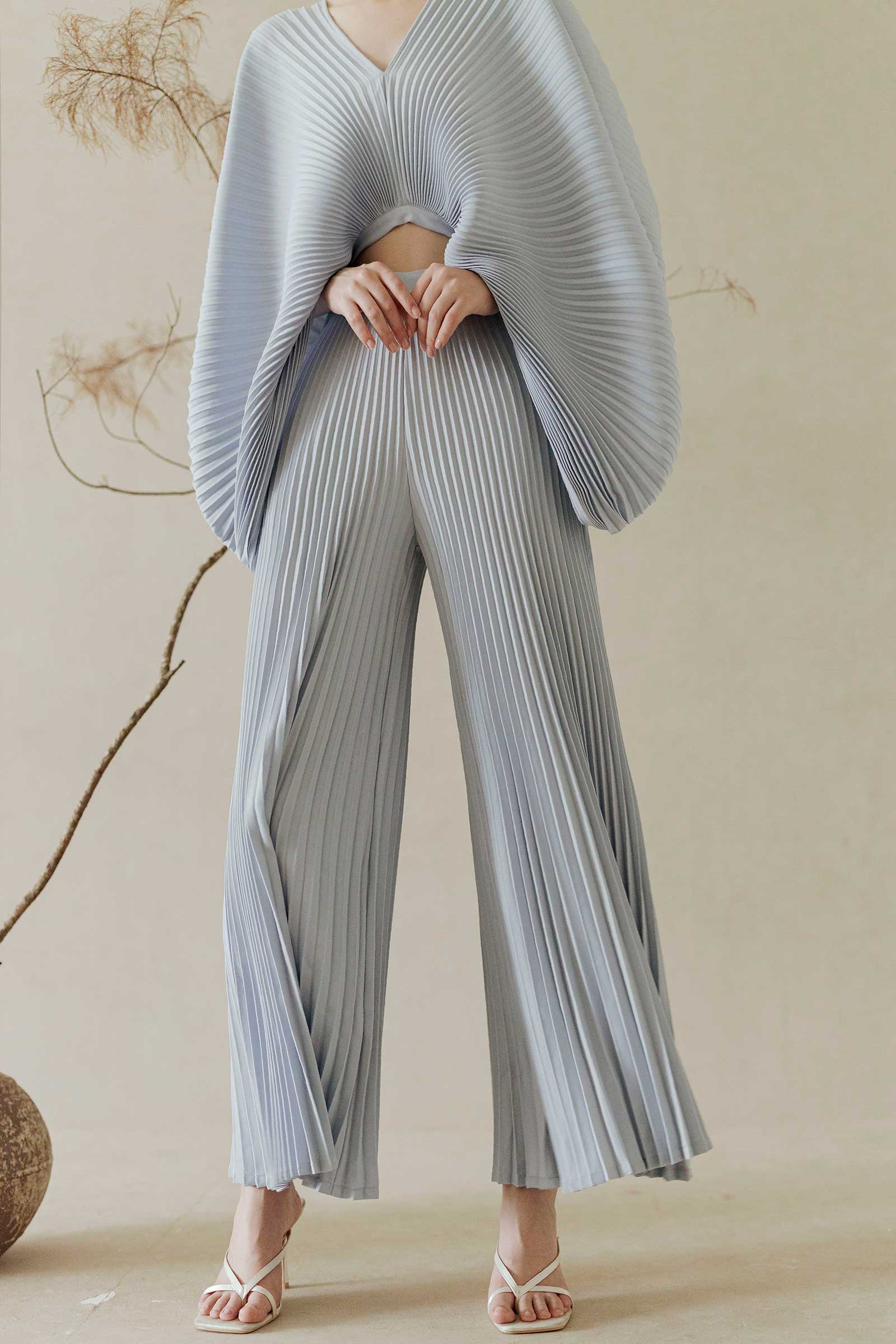 Derre Pleated Pants (Soft Blue)