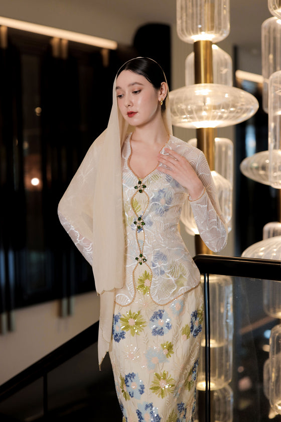 Tiariasa Padded Dress (Cream)