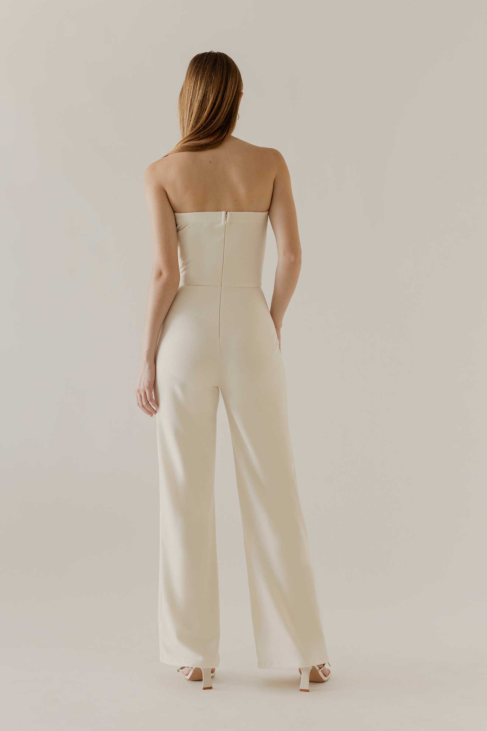 Dajuorux Jumpsuit (Ivory)