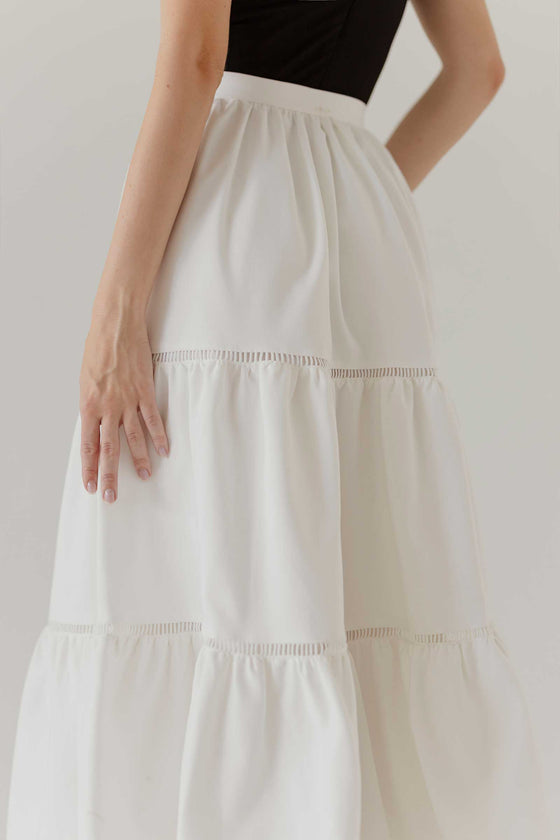 Dakiov Skirt (White)