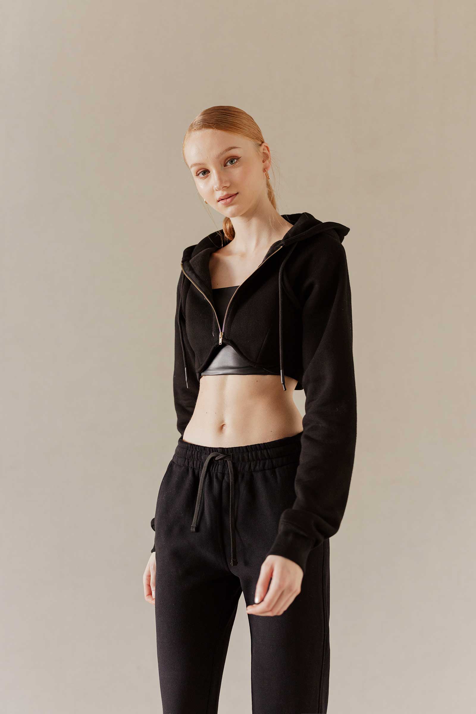 Doliovuy Cropped Jacket (Black)