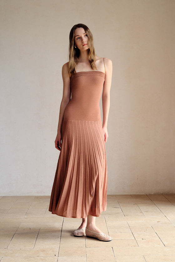 Phyllo Midi Knit Dress (Chesnut)