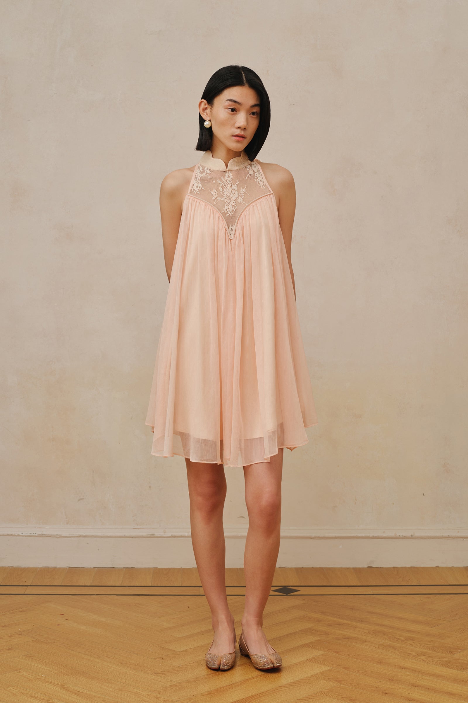 Heir Dress (Feather Blush)
