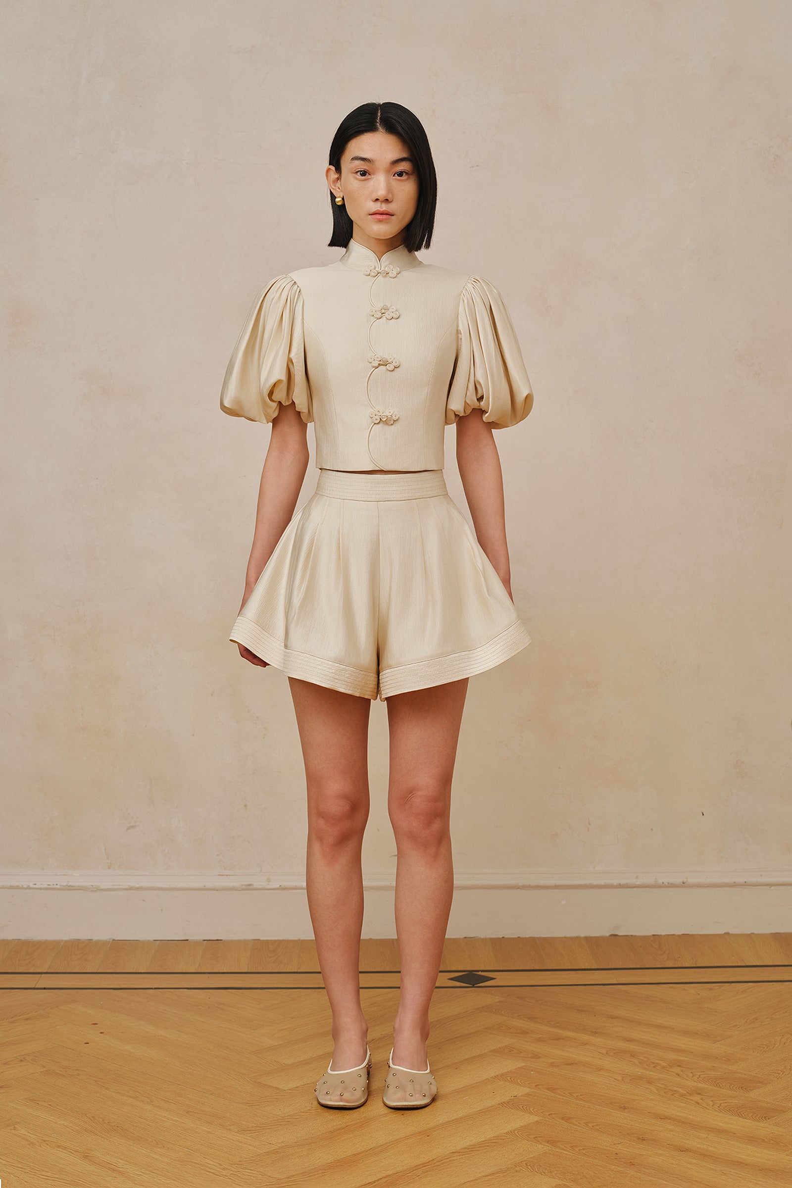 Thea Shorts (Eclat Champagne)