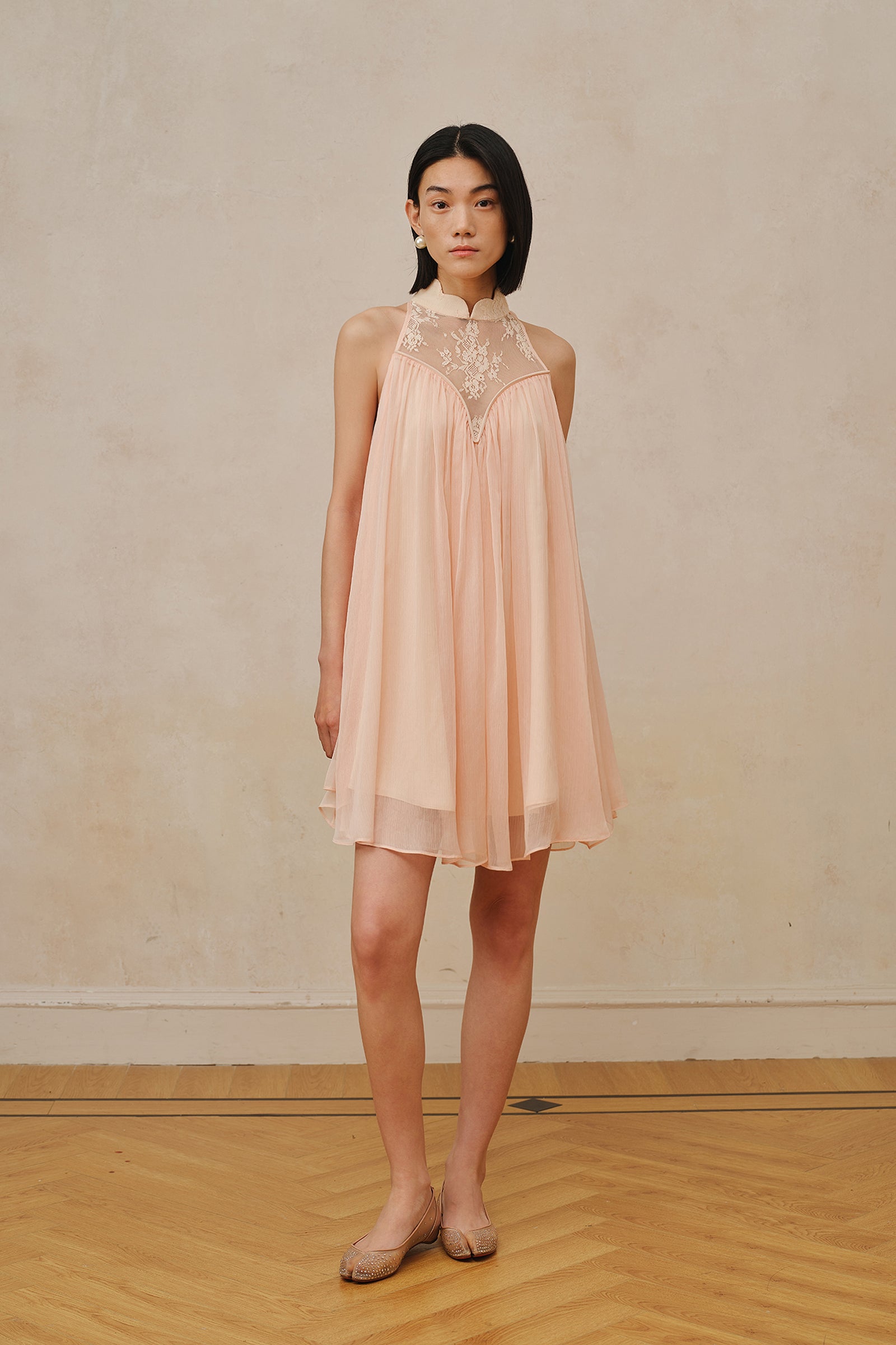 Heir Dress (Feather Blush)