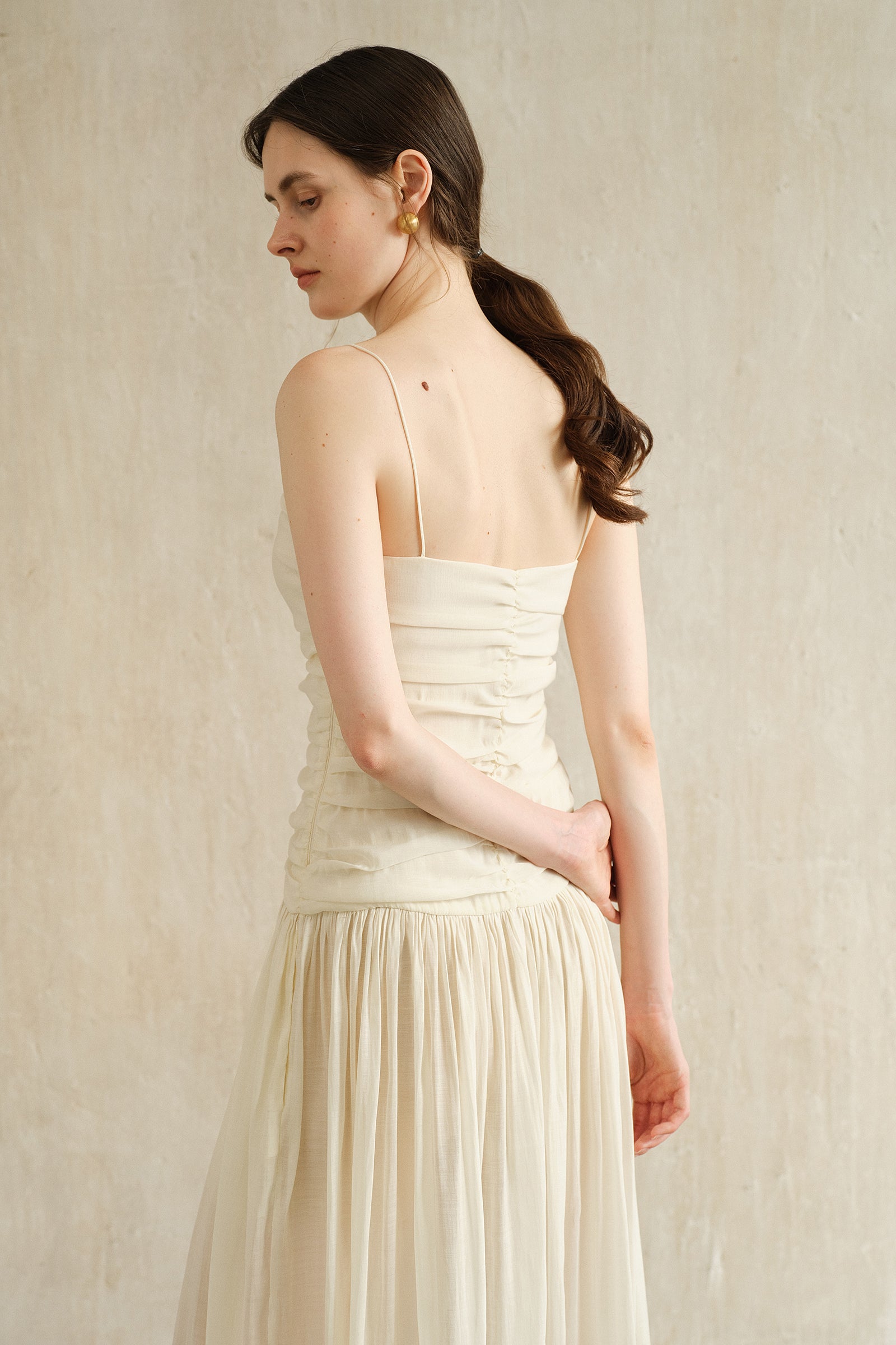 Palais Dress (Ivory Veil)