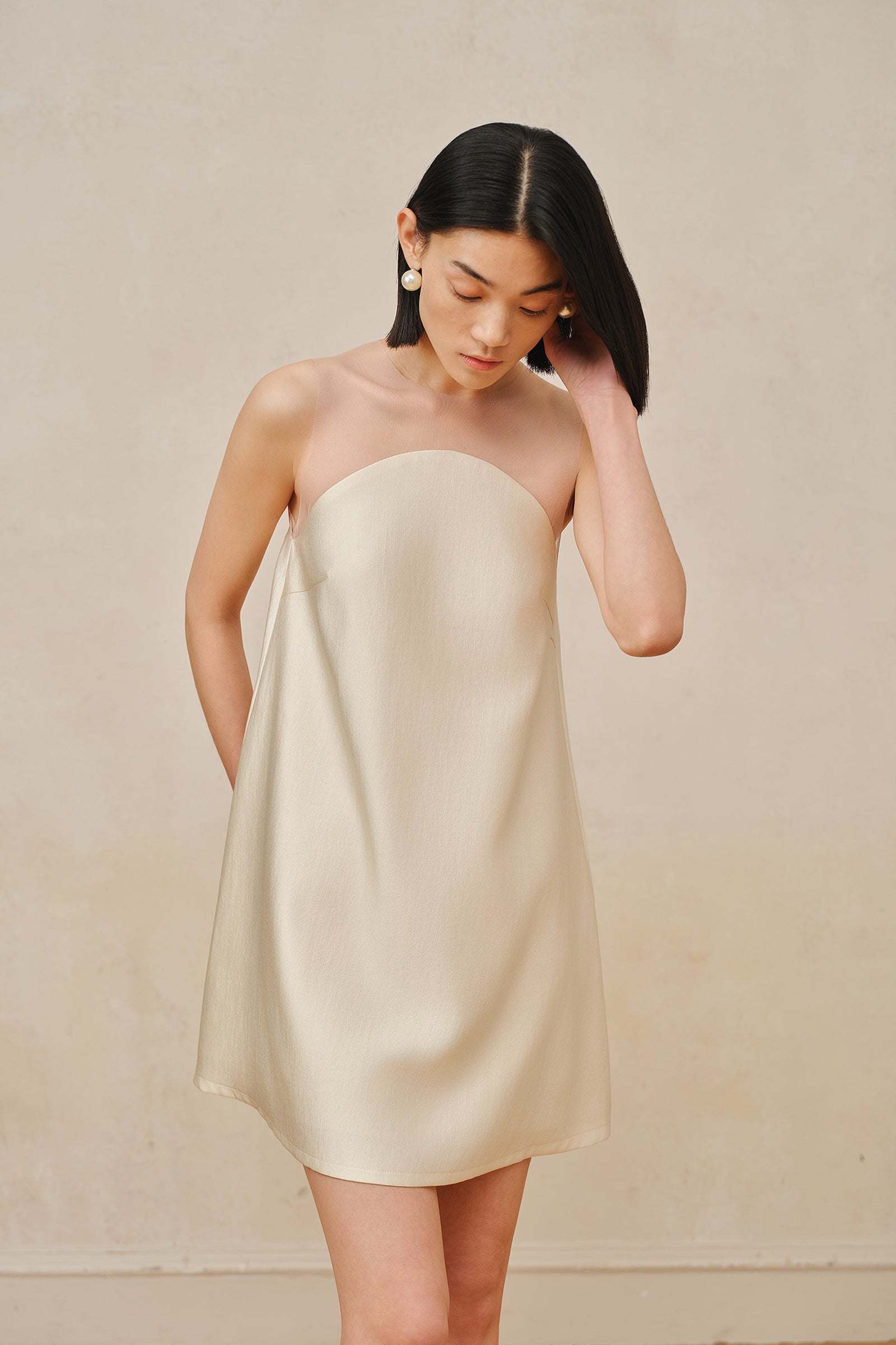Maia Dress (Elact Champagne)