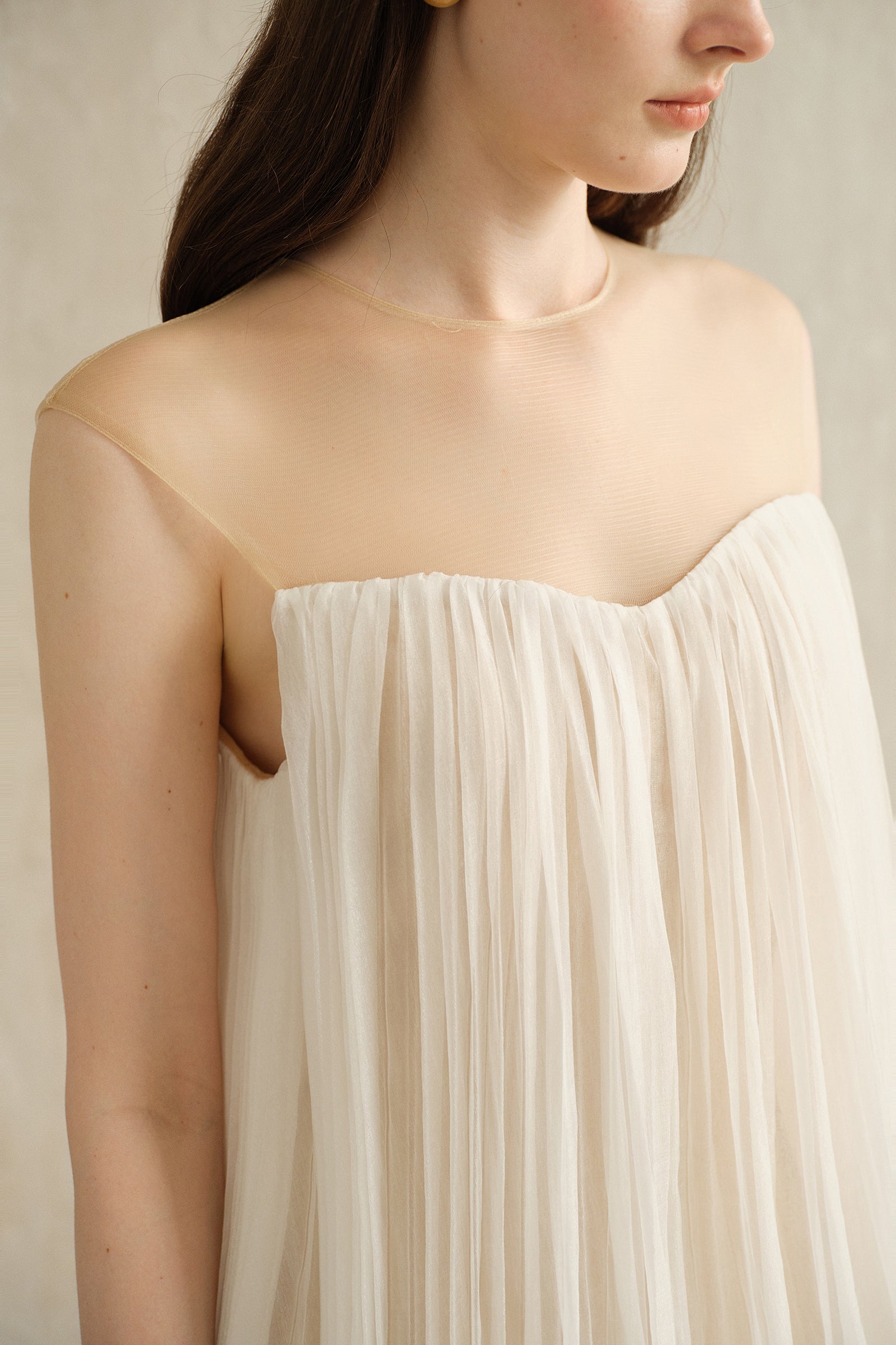 Rumi Long Dress (White Veil)