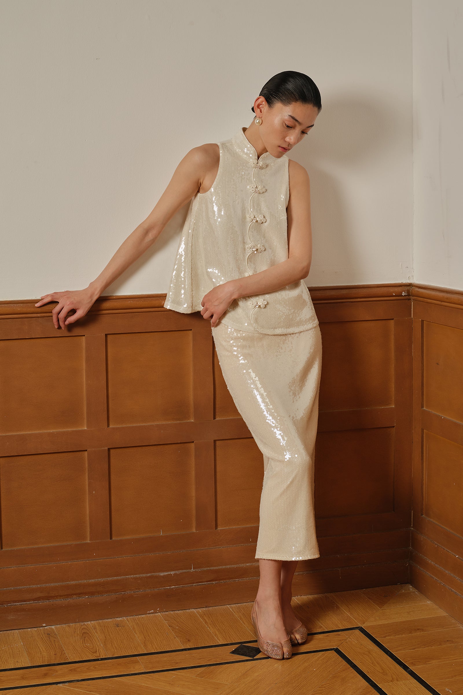 Jaded Midi Skirt (Porcelain Cream)
