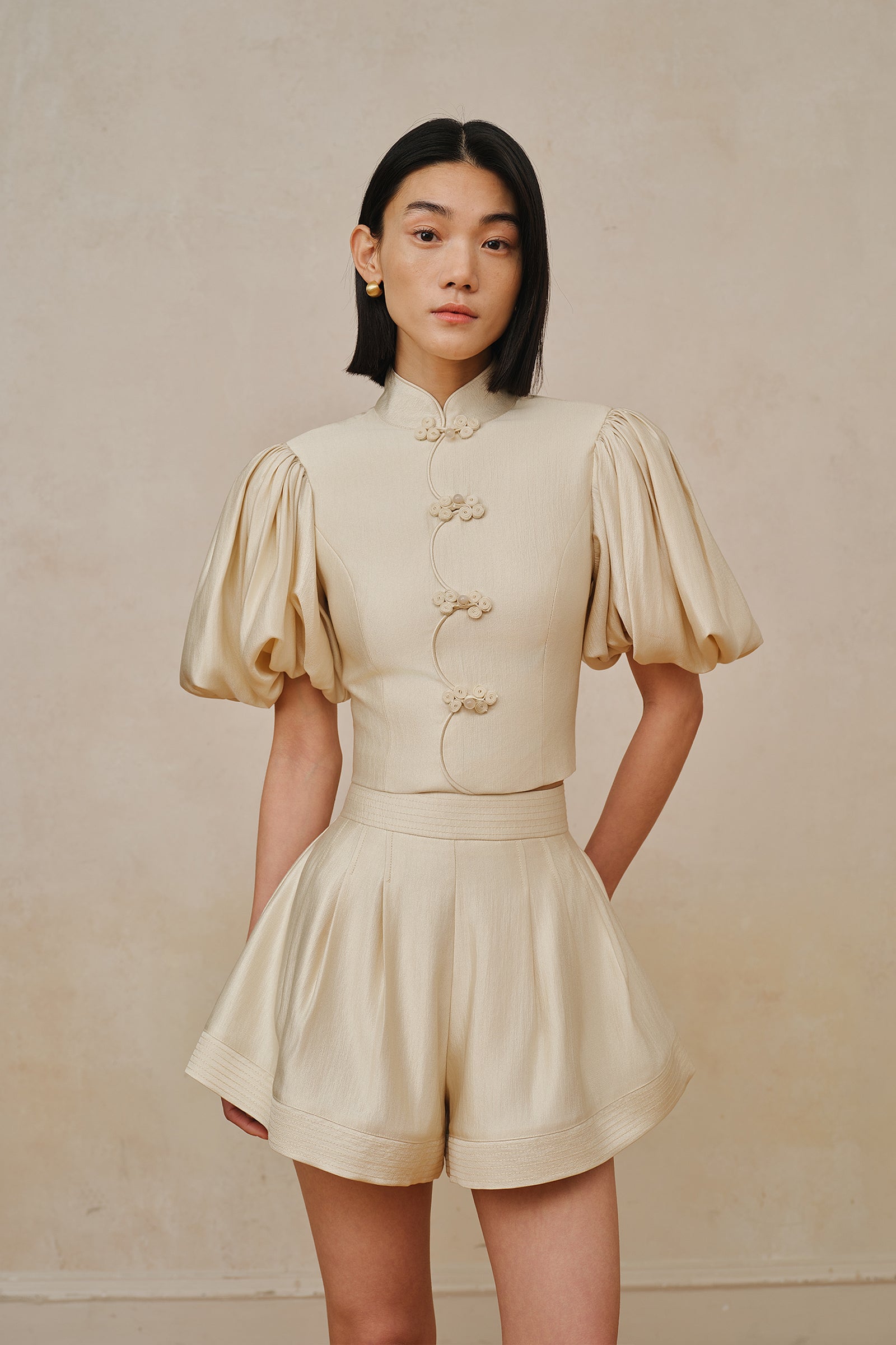 Thea Shorts (Eclat Champagne)