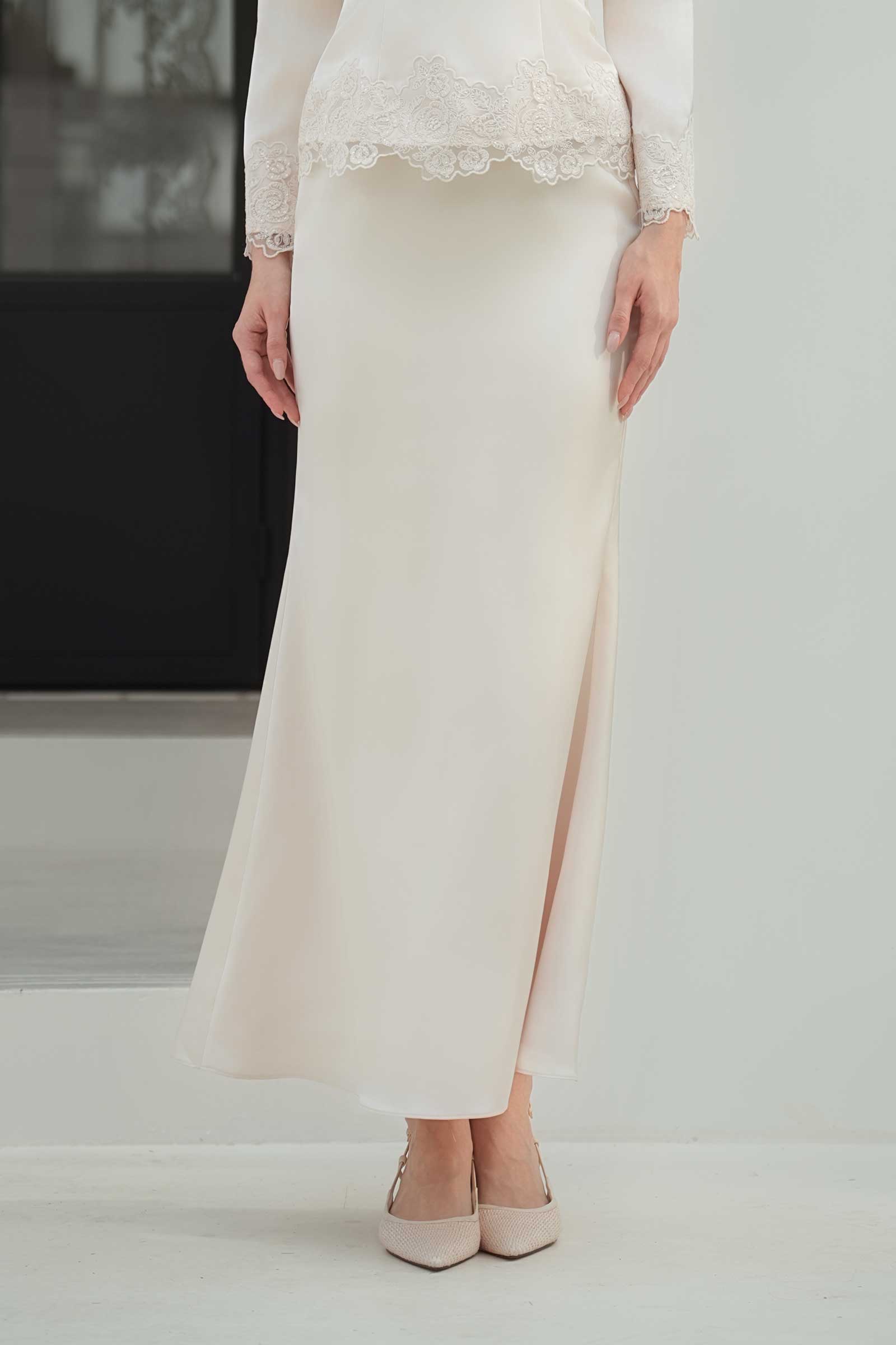 Rembulan Skirt (Champagne)