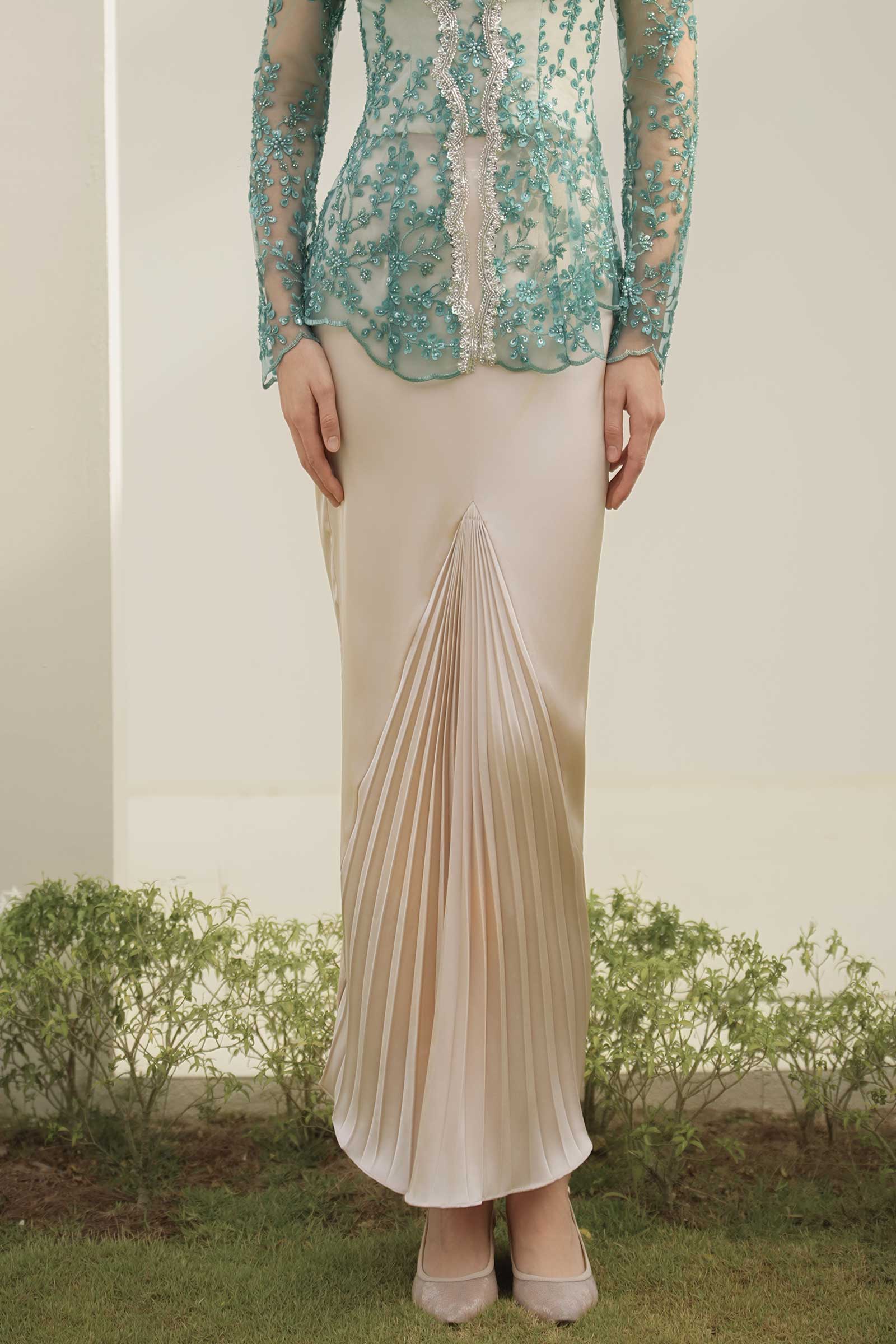 Zamrud Skirt (Champagne) PREORDER