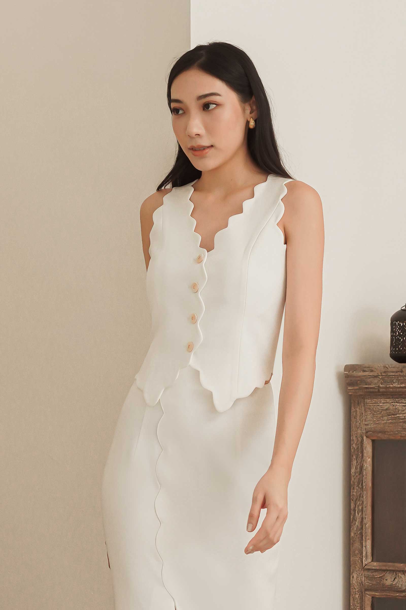 Diasv Scallop Vest Top (White)