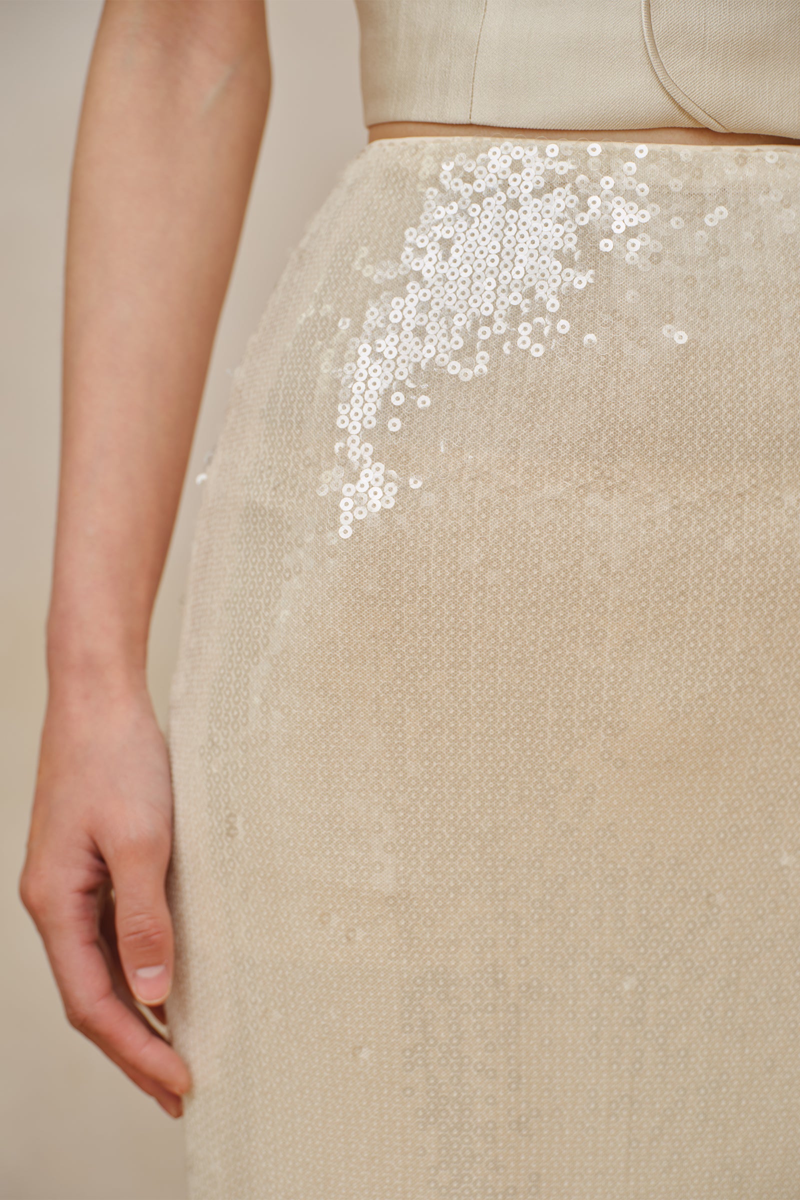 Jaded Midi Skirt (Porcelain Cream)