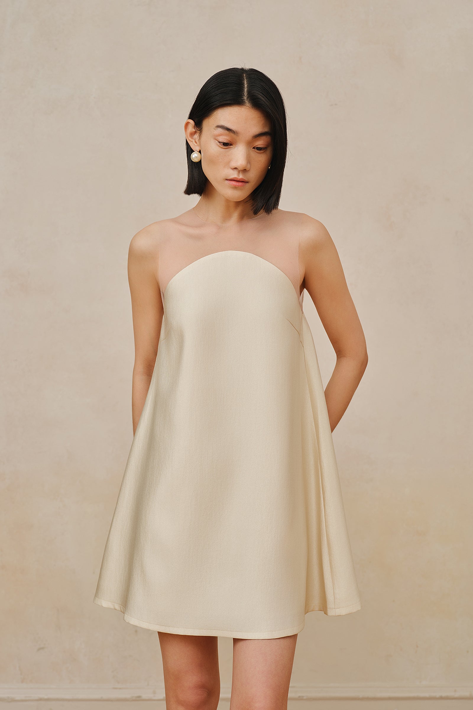 Maia Dress (Elact Champagne)