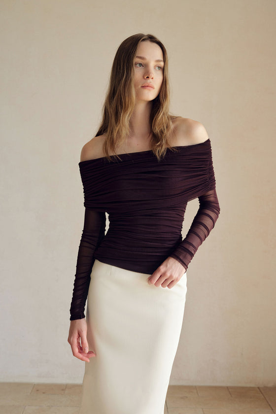 Bailey Mesh Ruched Off Shoulder Top (Ganache)