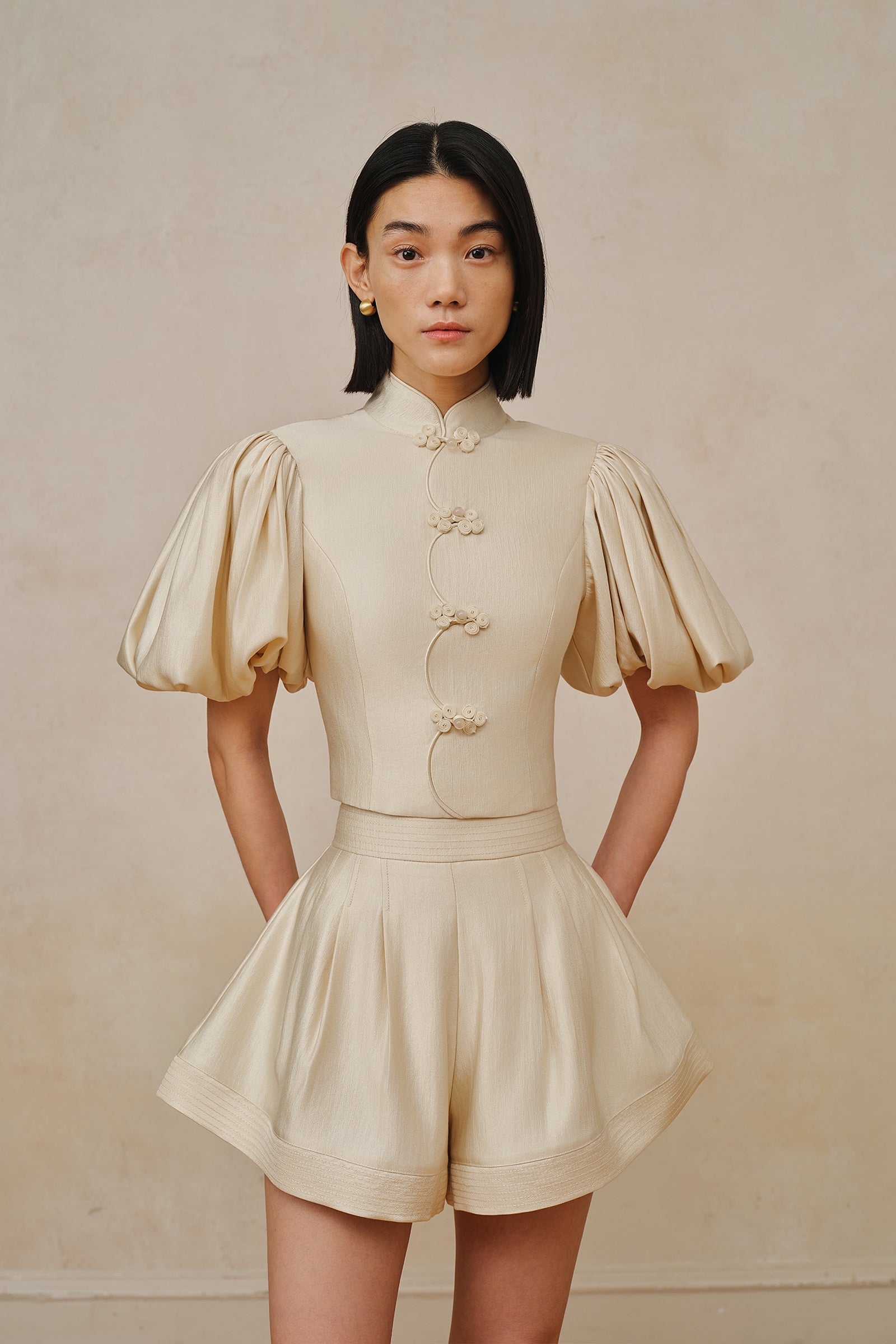 Thea Shorts (Eclat Champagne)