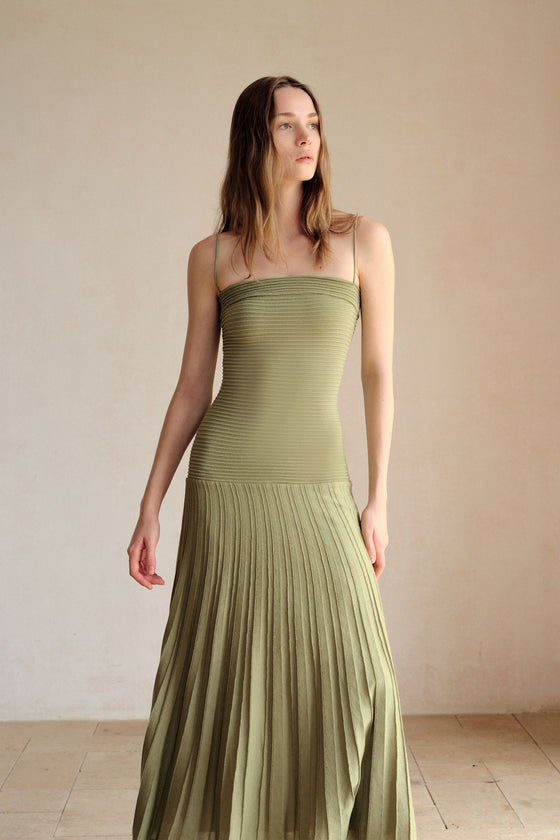 Phyllo Midi Knit Dress (Leaf)
