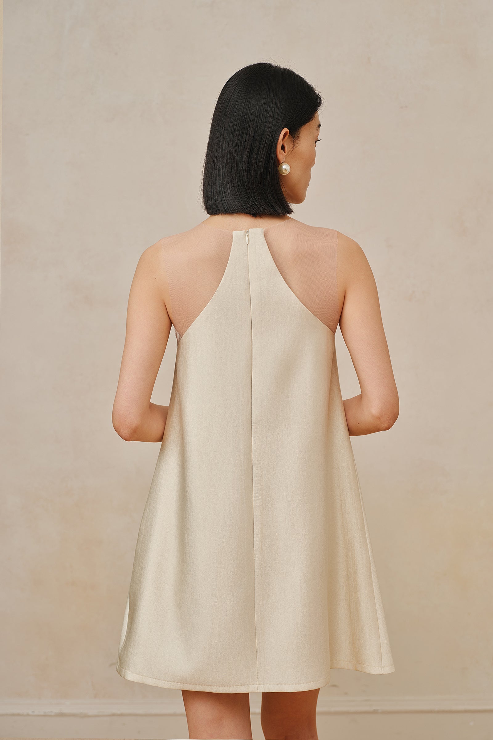 Maia Dress (Elact Champagne)