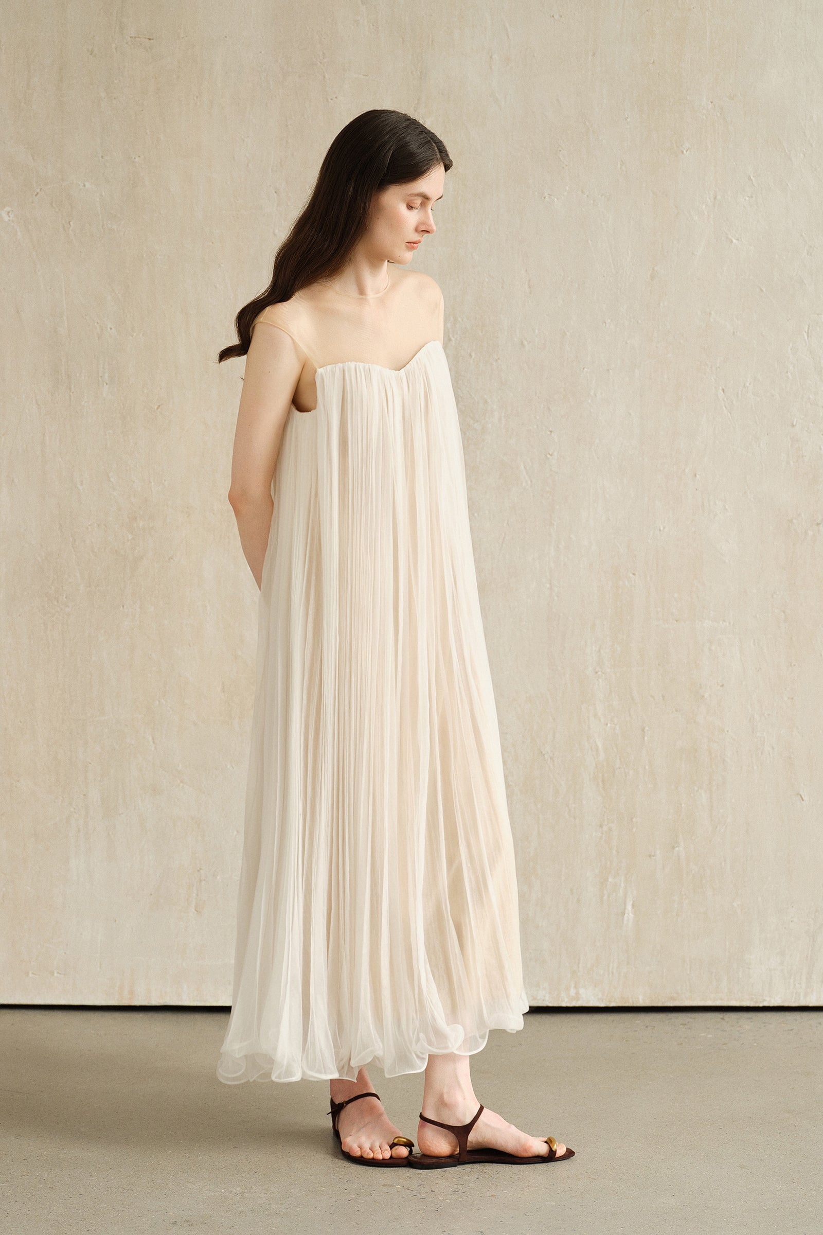 Rumi Long Dress (White Veil)