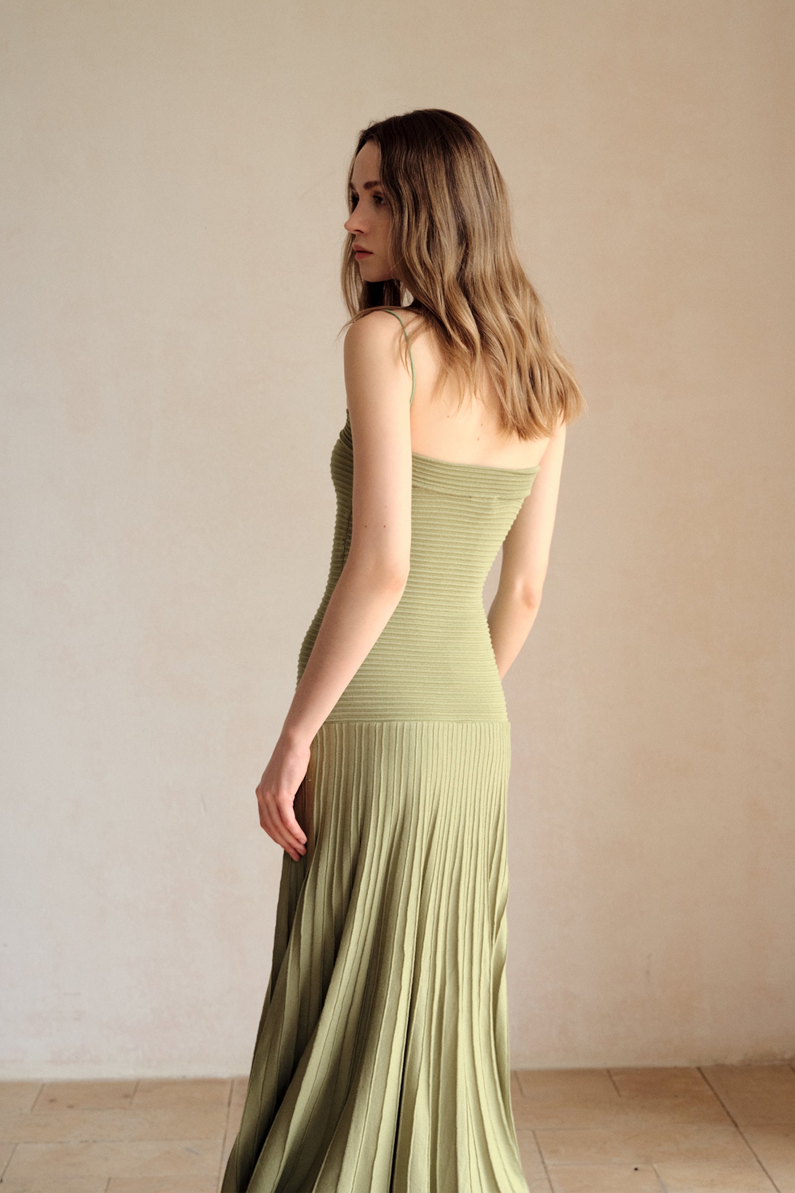 Phyllo Midi Knit Dress (Leaf)