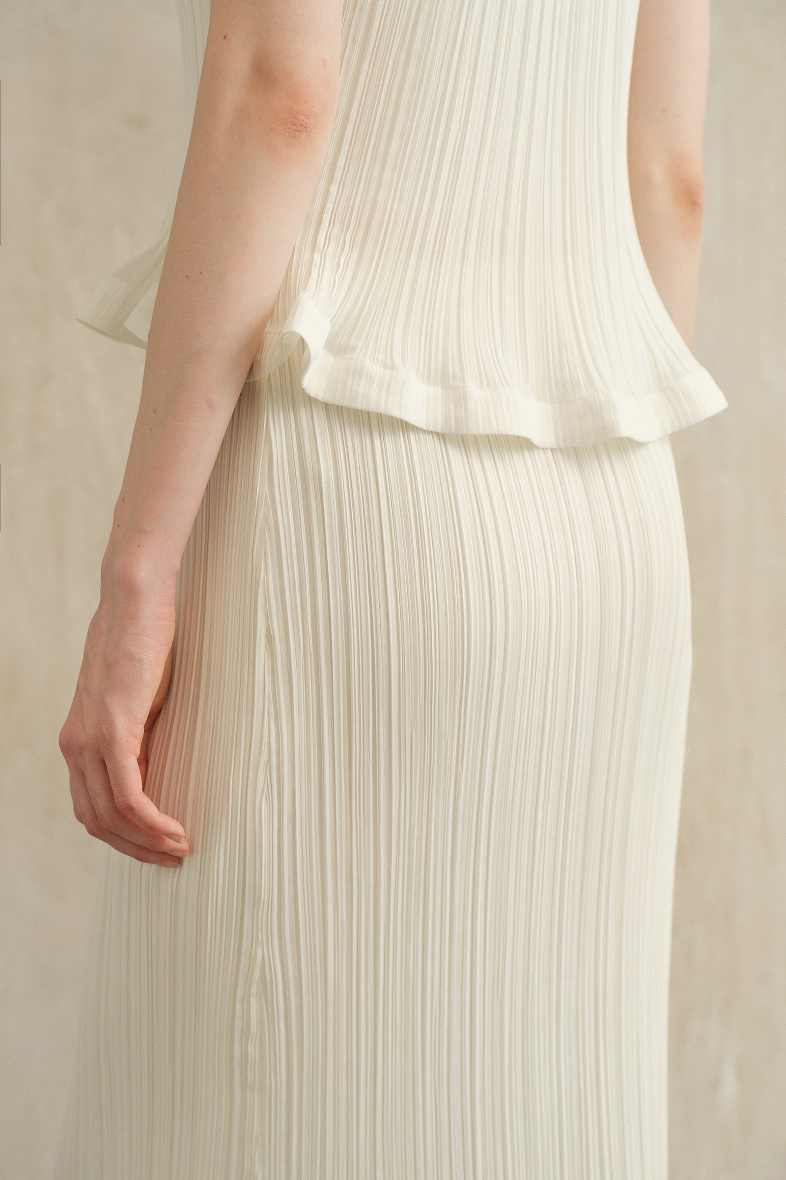 Sorra Midi Skirt (Snow White)