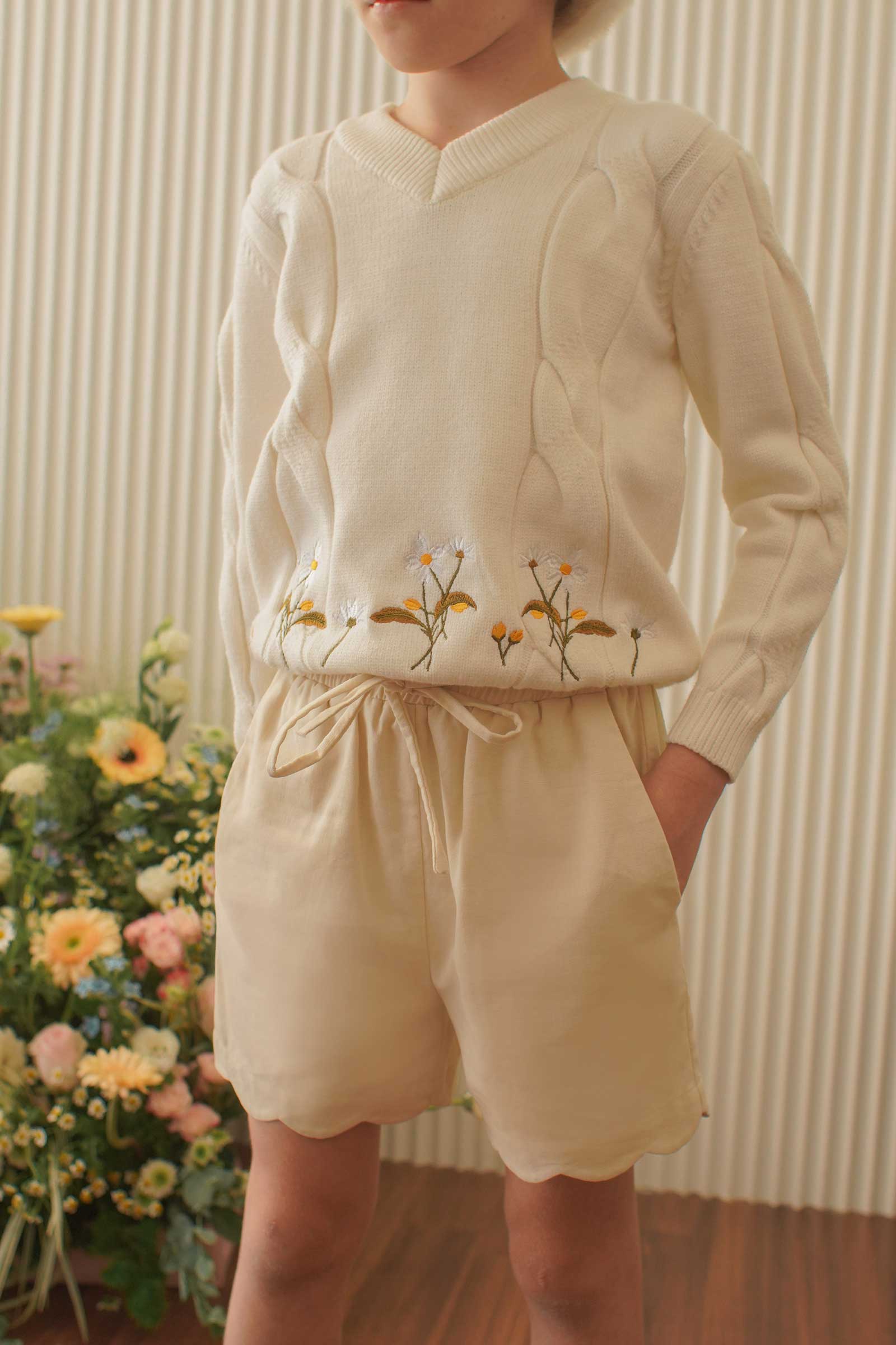 Purity Scallop Linen Shorts