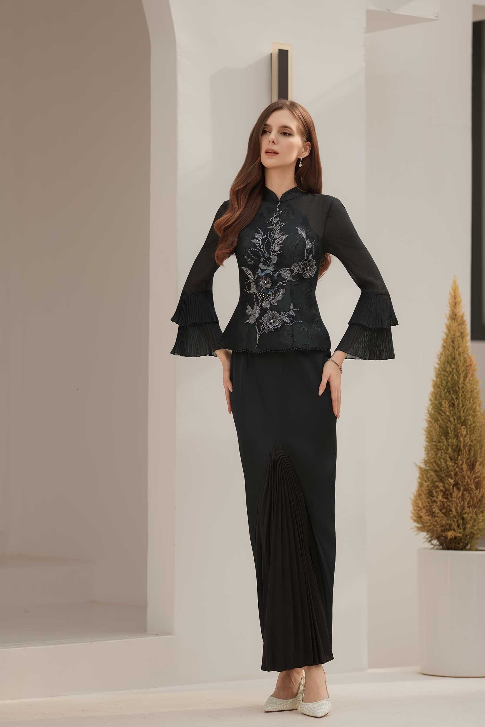 BACKORDER Alya Kebaya Skirt (Black)