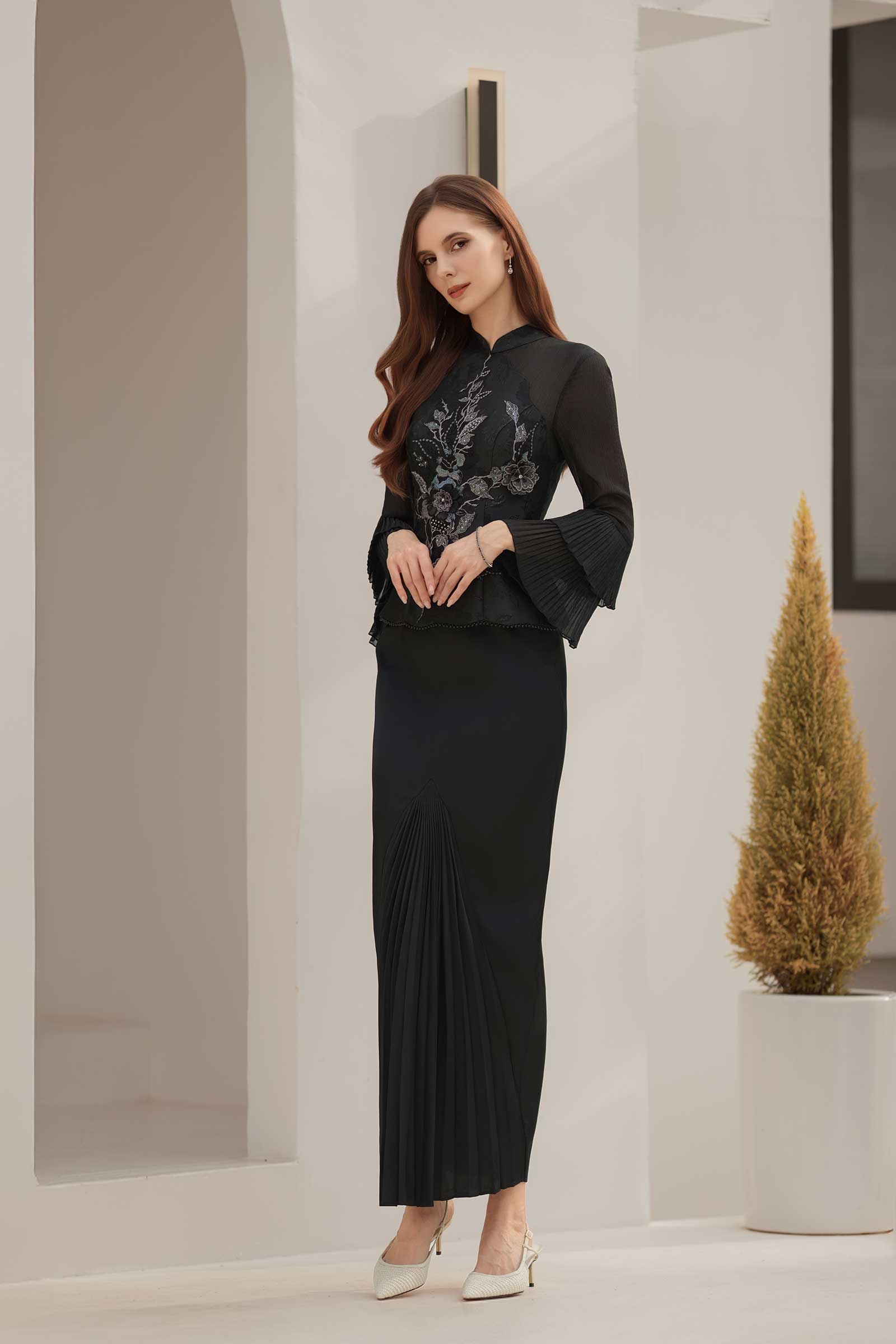 Alya Kebaya Set (Black)