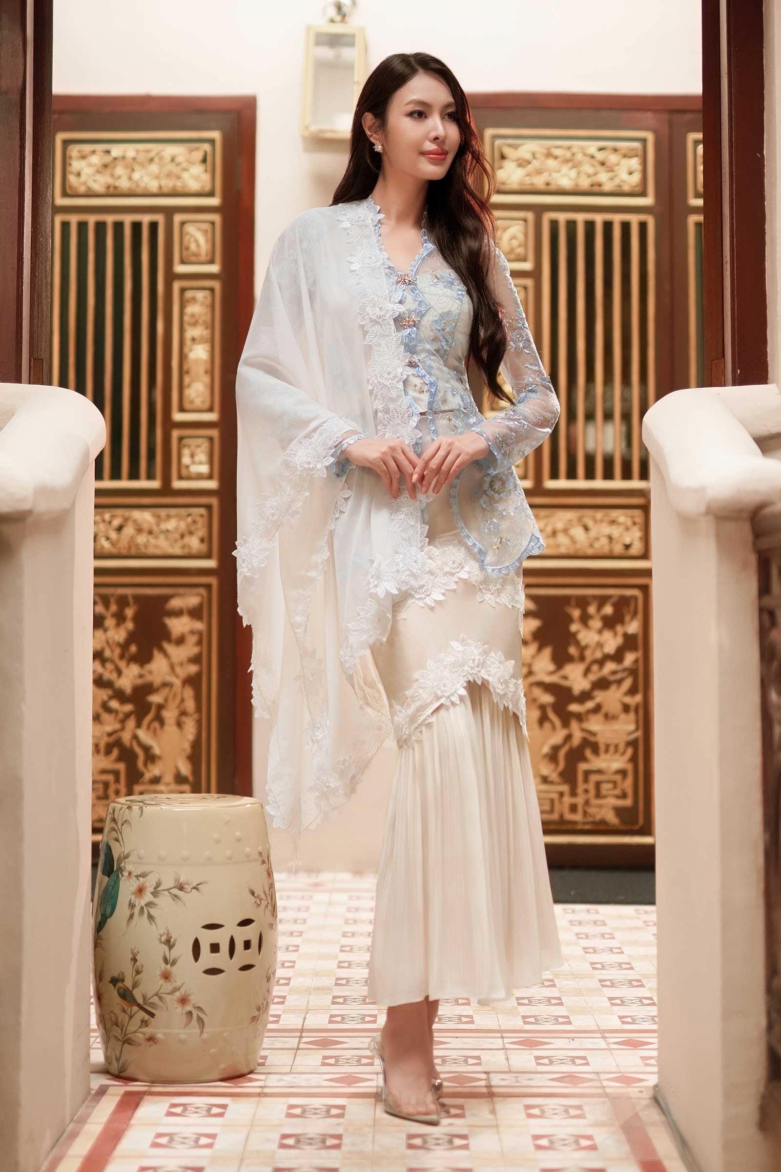 Sorella Kebaya Top (Baby Blue)