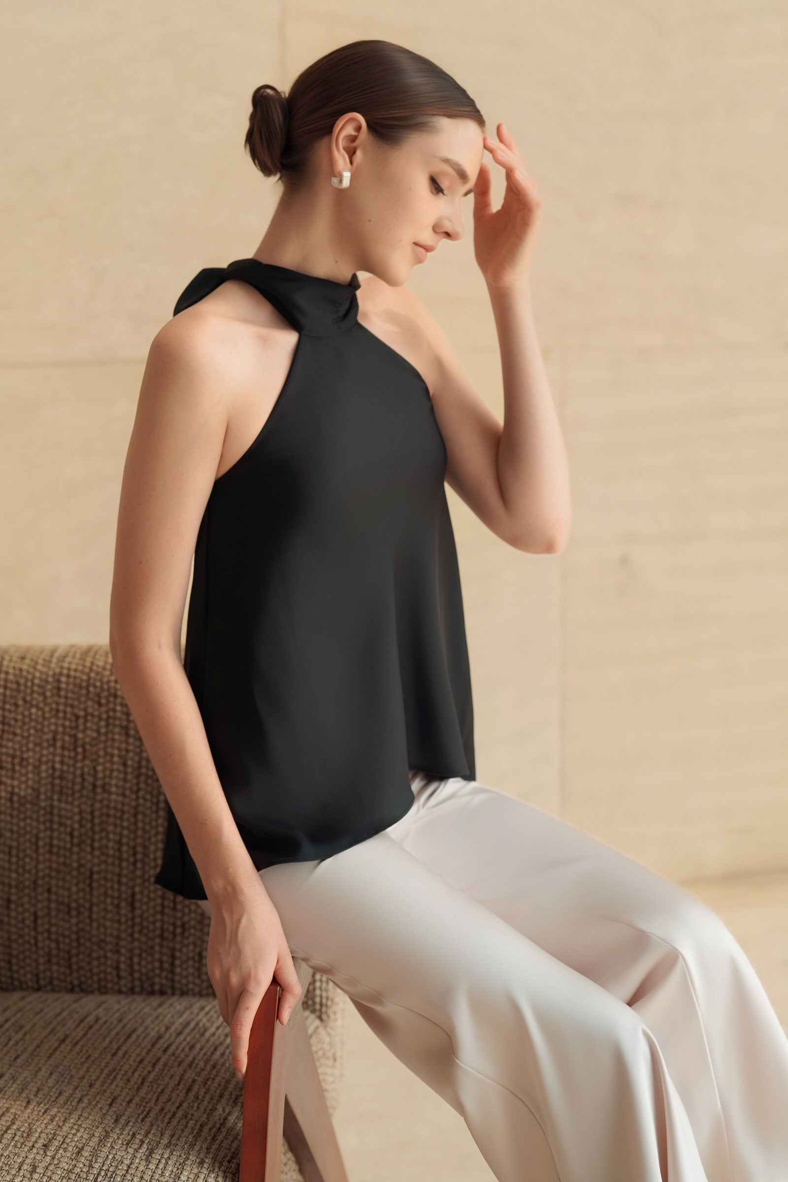 Evean Silk Satin Top (Black)