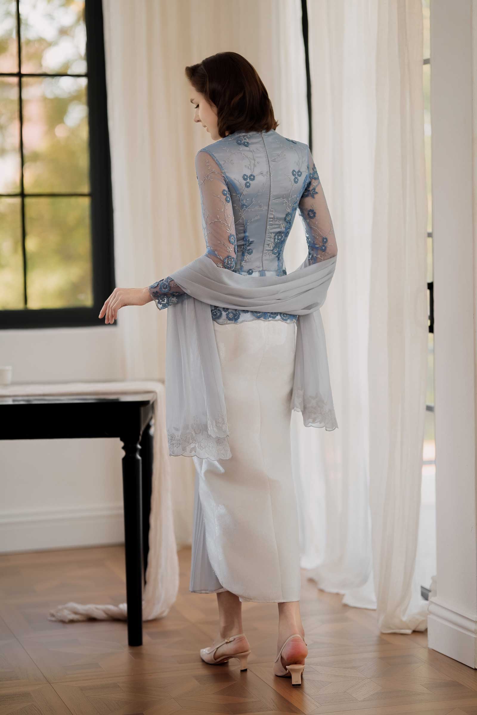 Mawar Shawls (Grey) (Non Returnable)