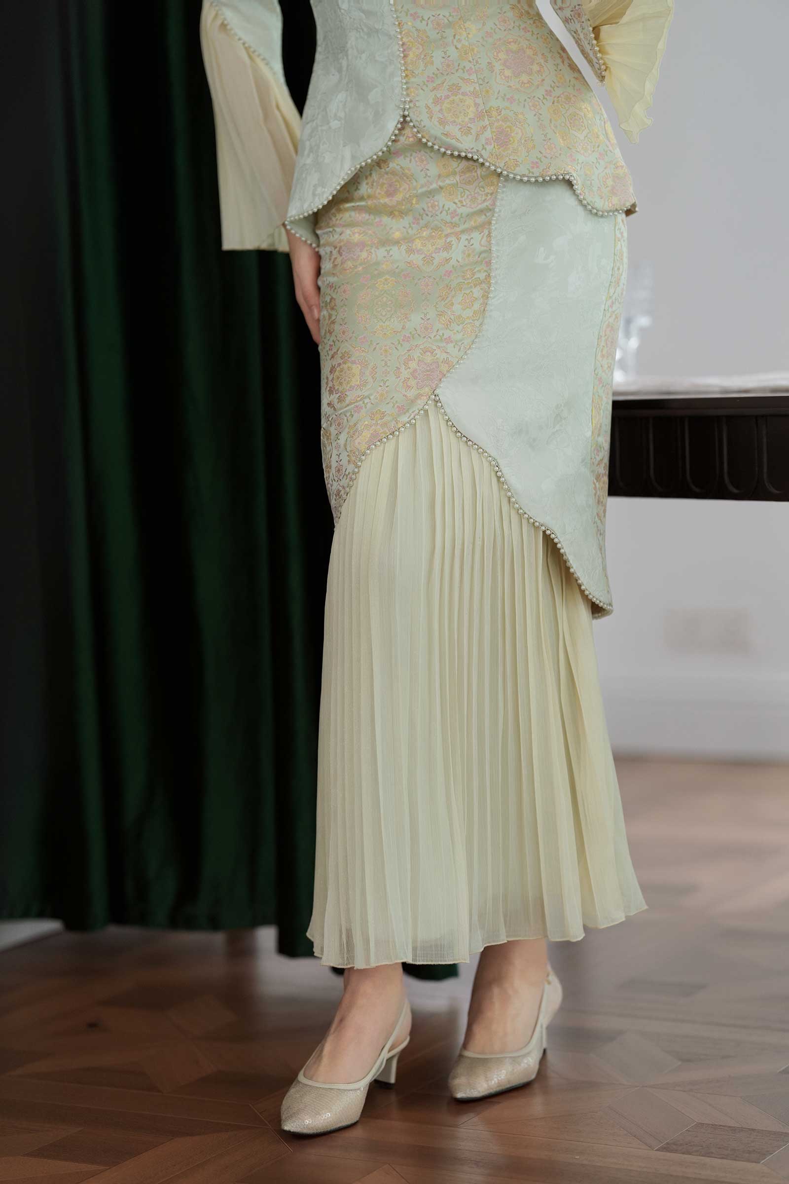 Niessa Skirt (Pistachio)