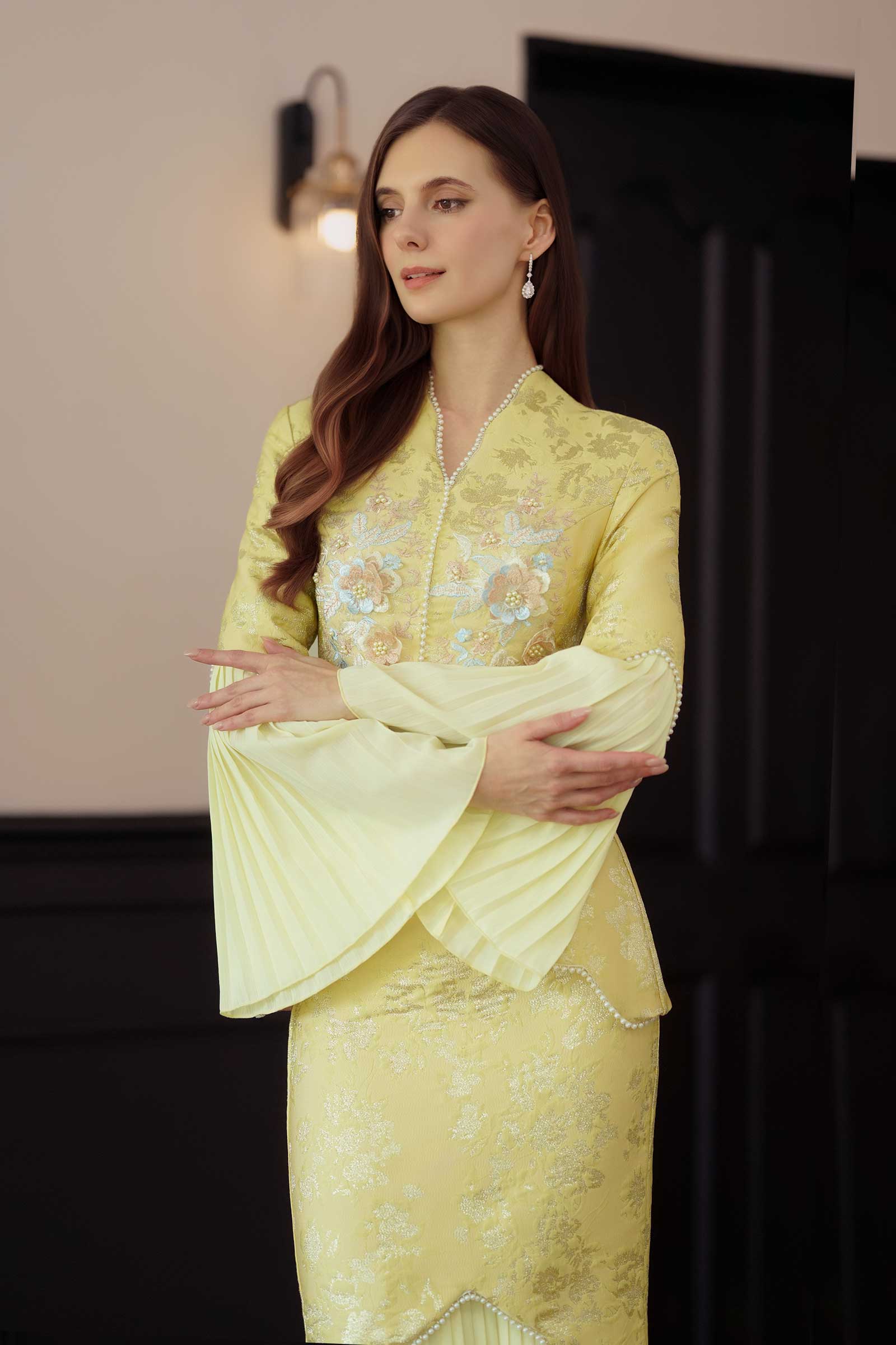 Rosabella Kebaya Set (Sunlit Butter)